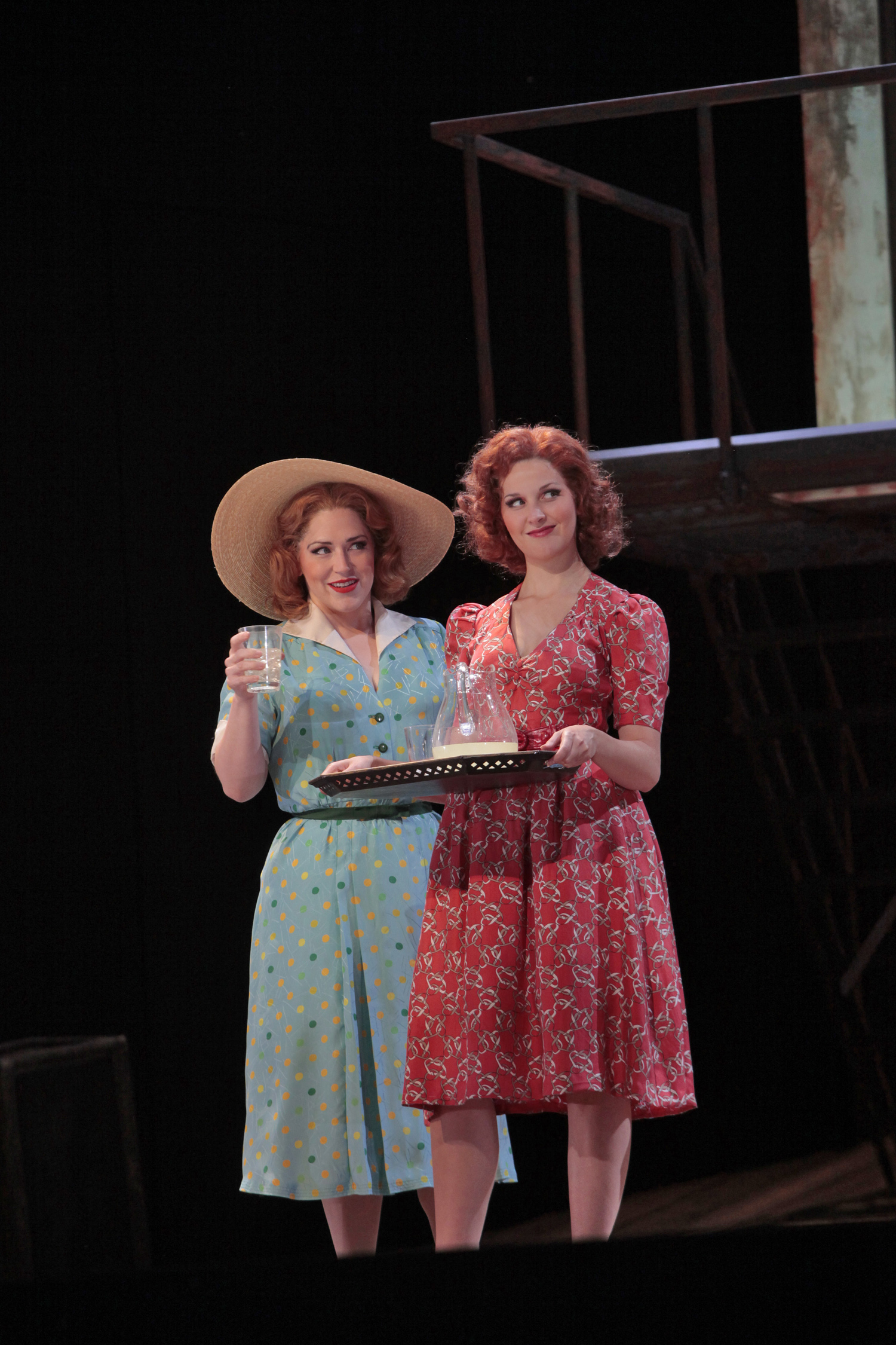  Gianetta &nbsp;with Adina (Jennifer Black)&nbsp;in Donizetti's&nbsp; L'elisir d'amore  at the Santa Fe Opera, 2009 