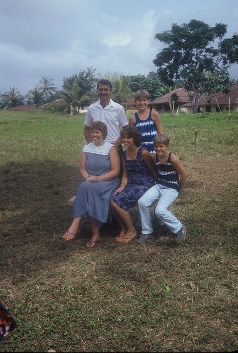  Liberia 1987 Pictured with their 3 children, Lesley, Andy and Adam