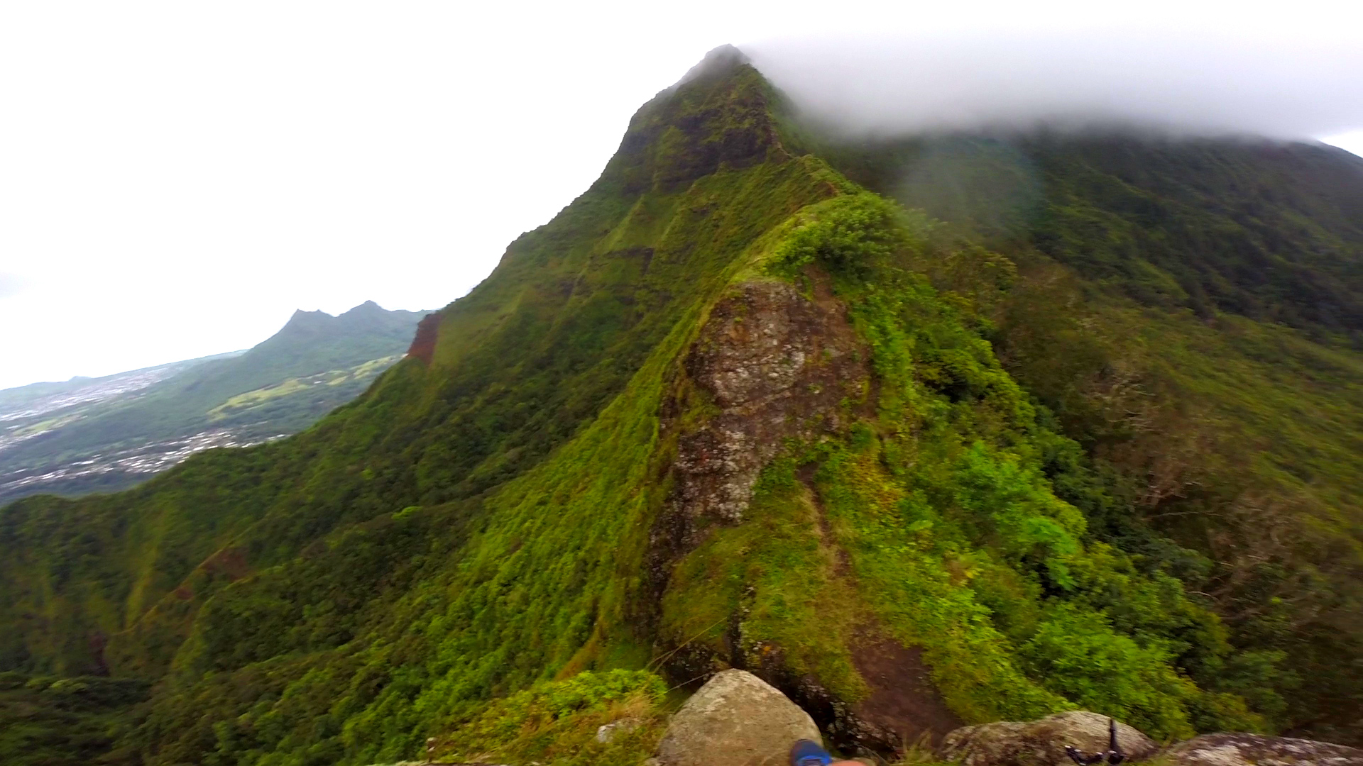 Pali Notches 10-8-15.Still006.jpg