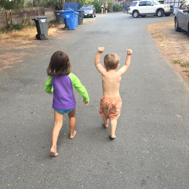 Small people in summer by amystanden
