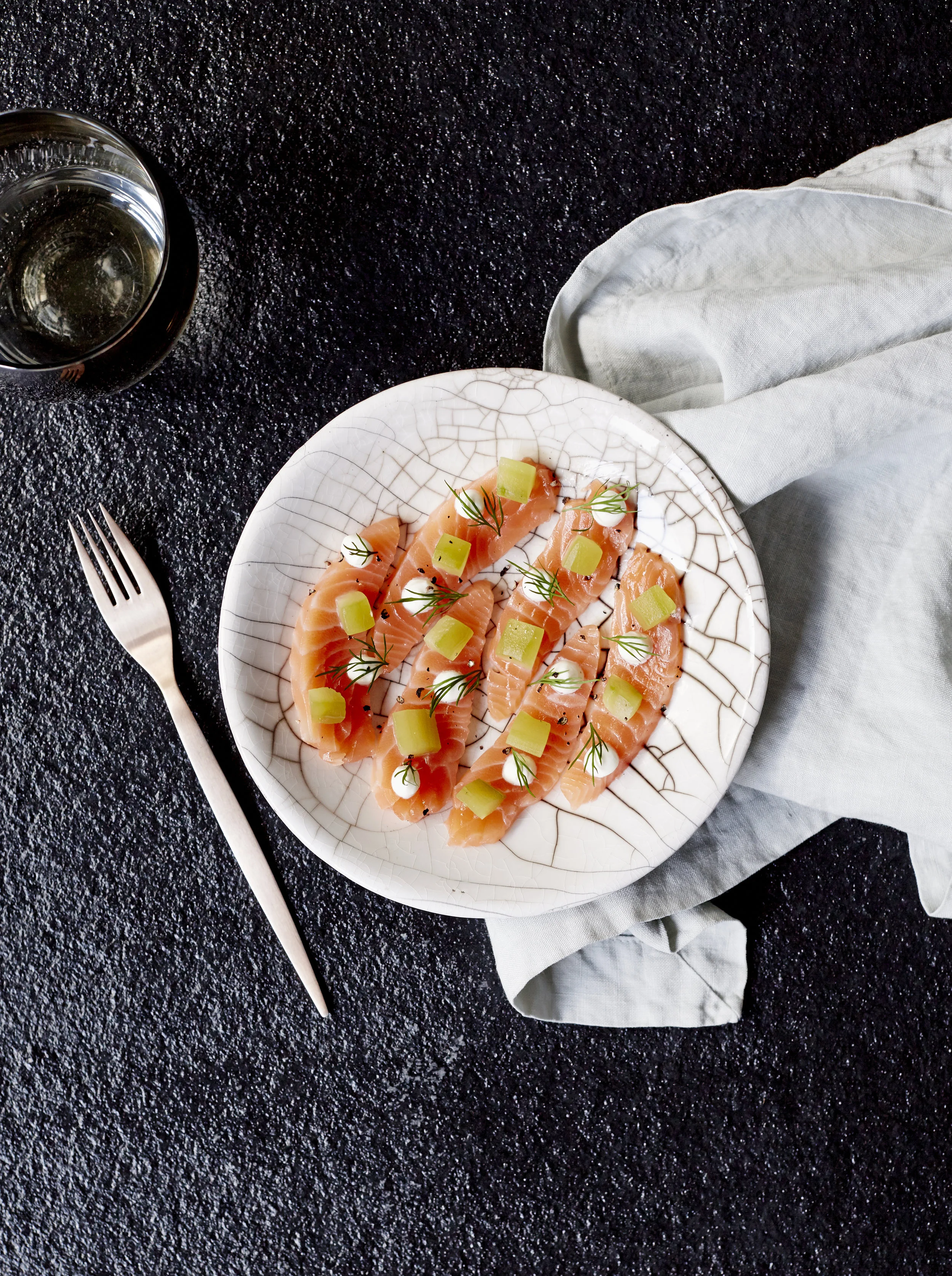 HUX_Bites_Fennel Cured Salmon_0007.jpg