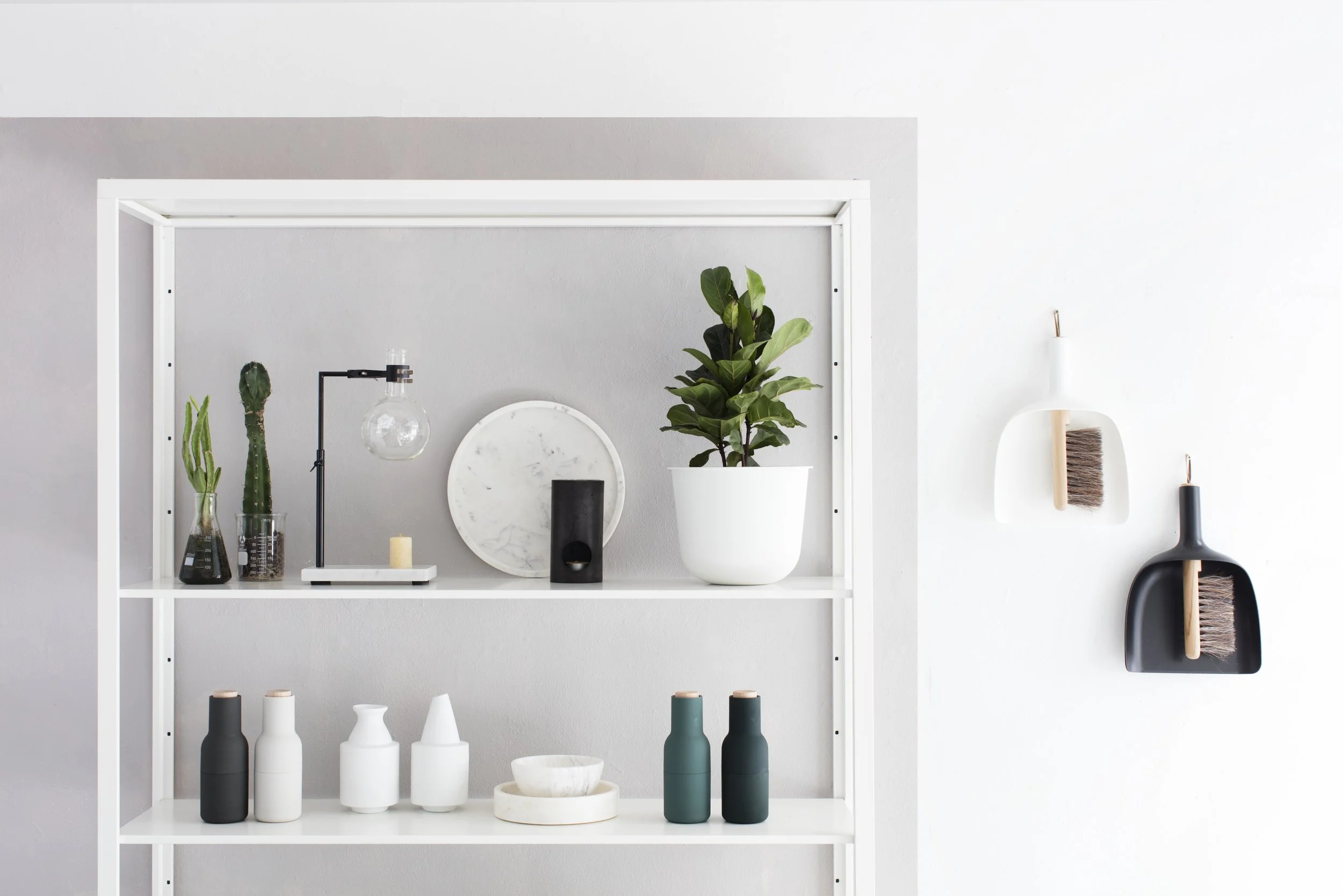 The Minimalist Pop Up Store, Interior + Styling by Leah Taylor