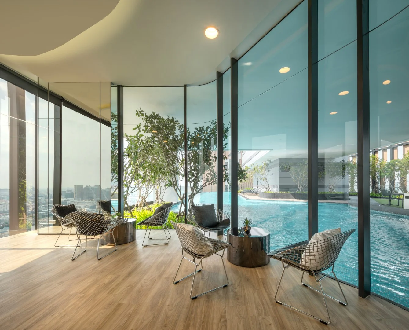 M Jatujak (TH039ID) — Somdoon Architects