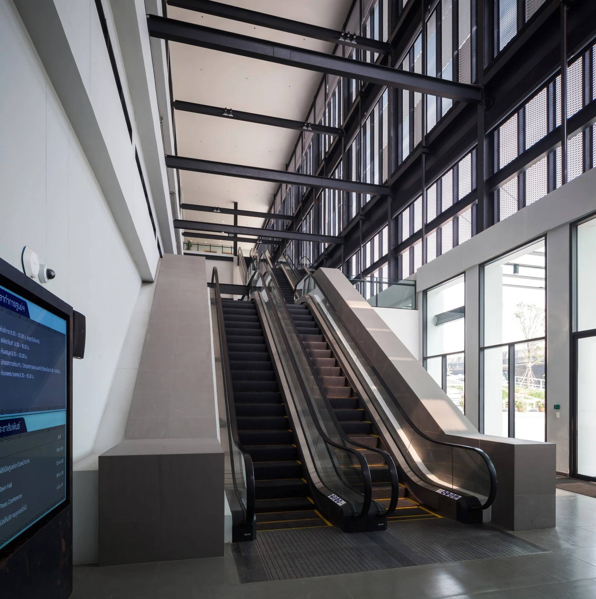 BOT Learning Center (TH043) — Somdoon Architects