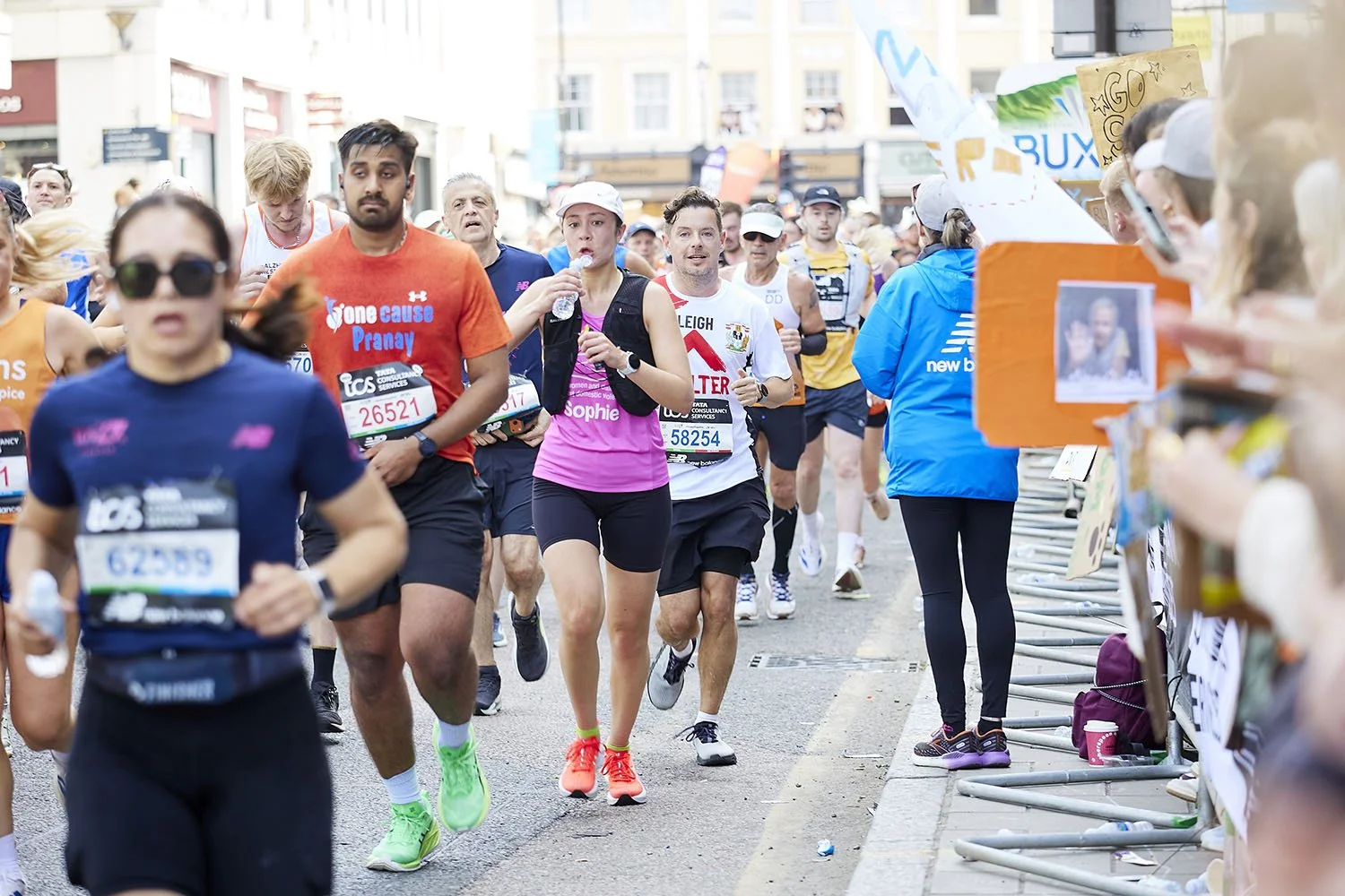Shelter-London-Marathon-2026_Photo-by-Matthew-Pull_042.jpg