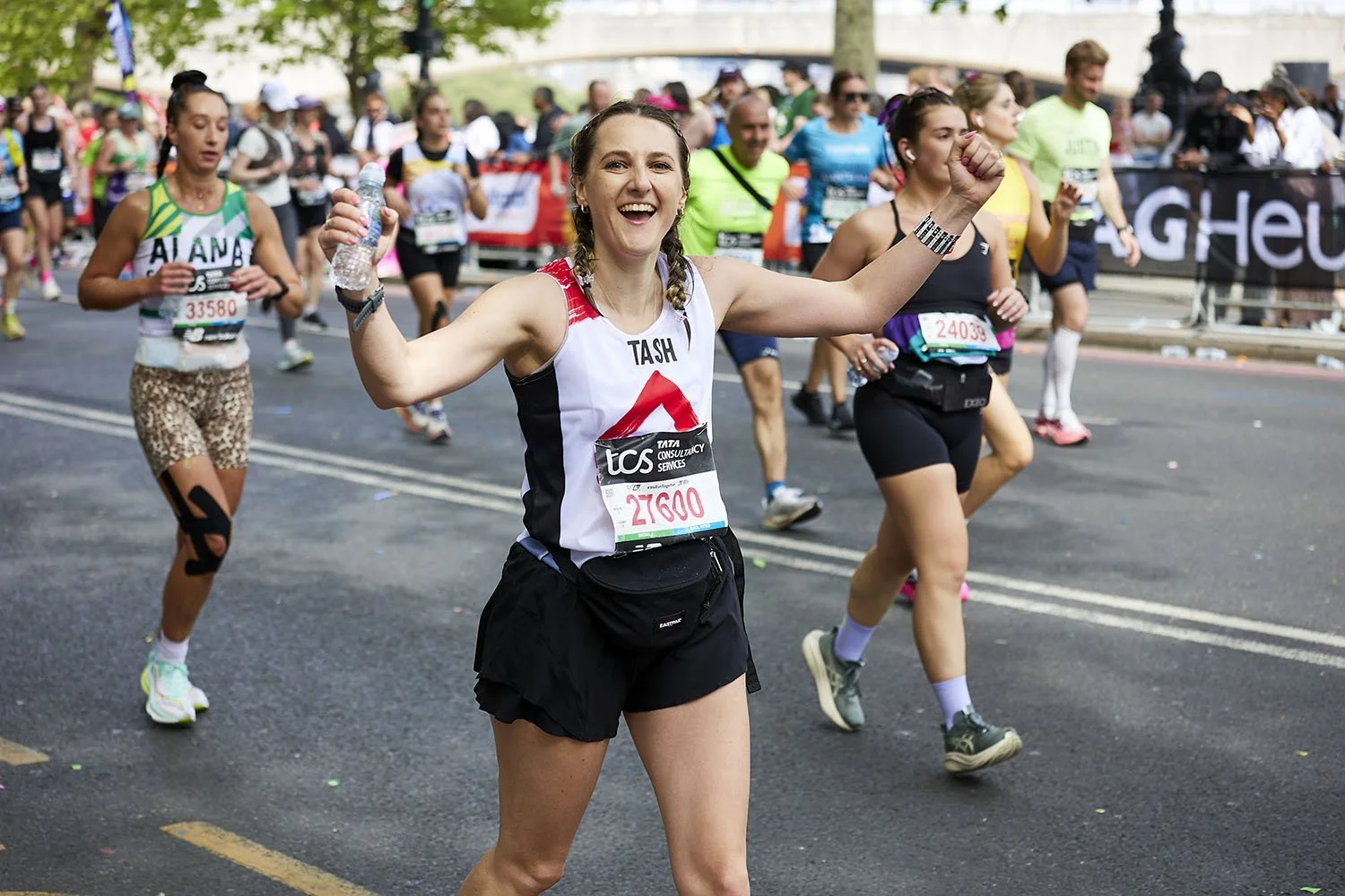 Shelter-London-Marathon-2026_Photo-by-Matthew-Pull_199.jpg