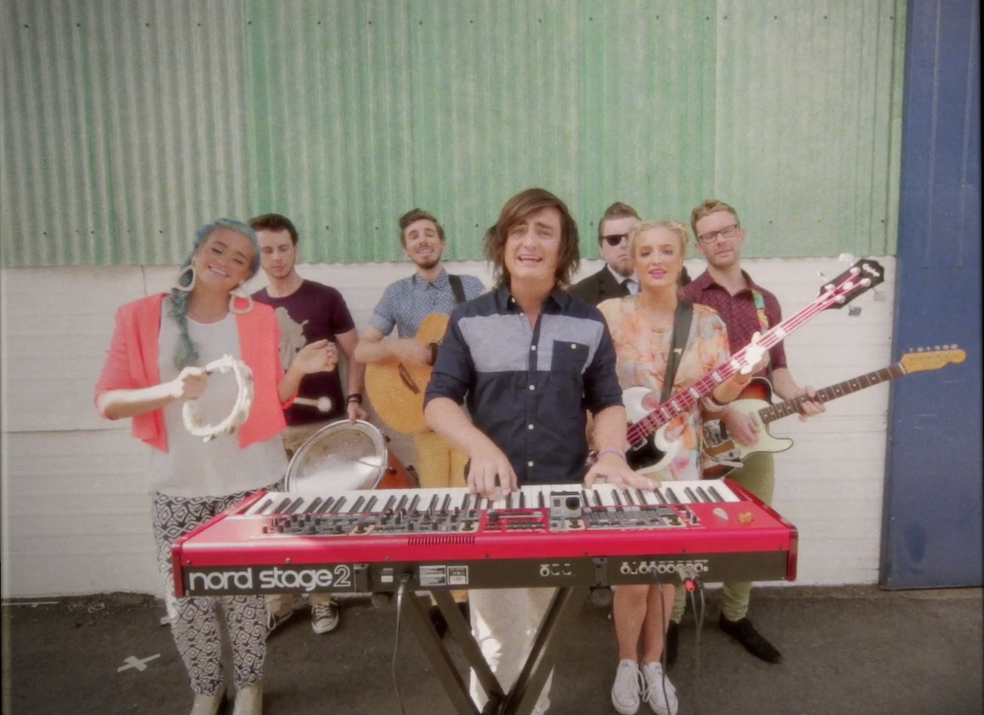 Sheppard - Let Me Down Easy (Official Video)