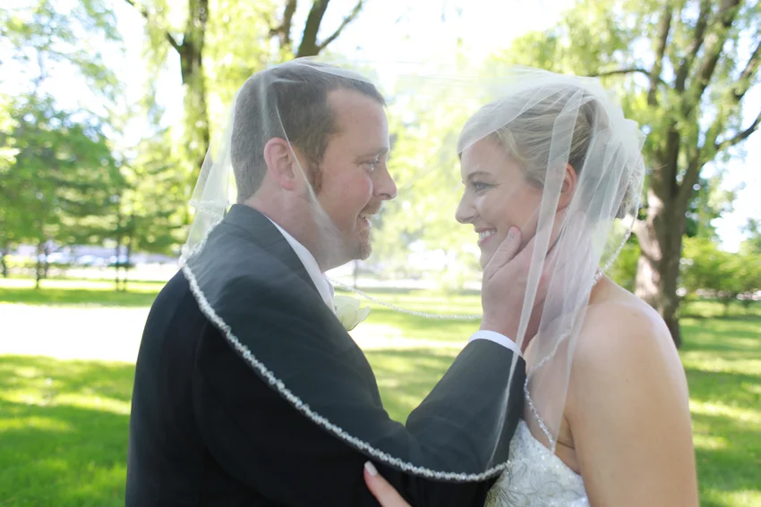 UW Oshkosh Alumni Conference Center Wedding in Oshkosh, WI  // Christopher & Kaitlin