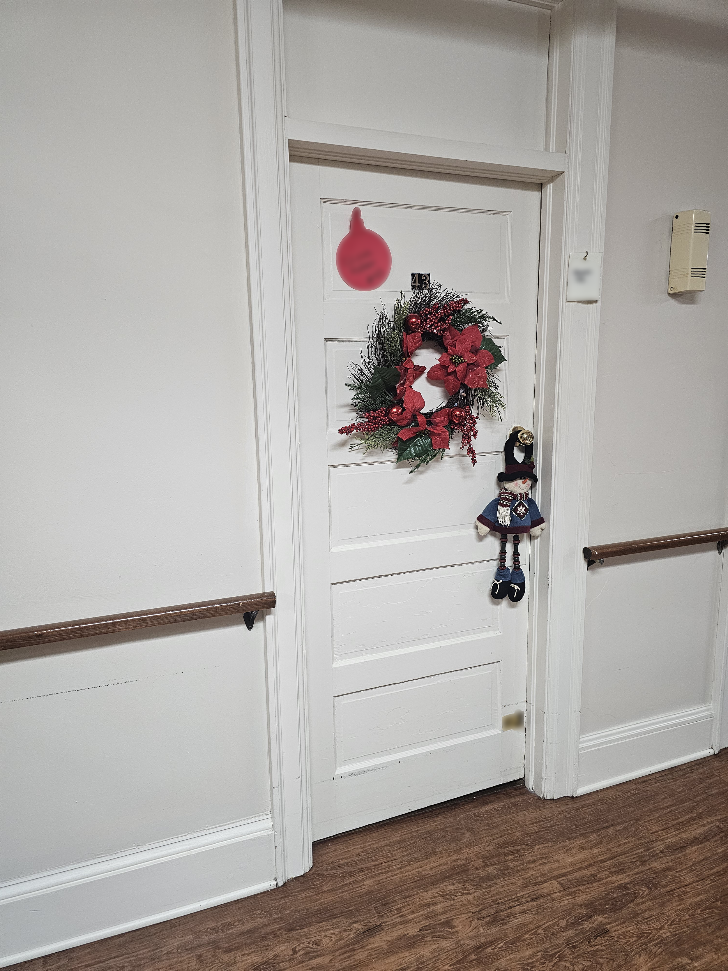 resident door wreath.png