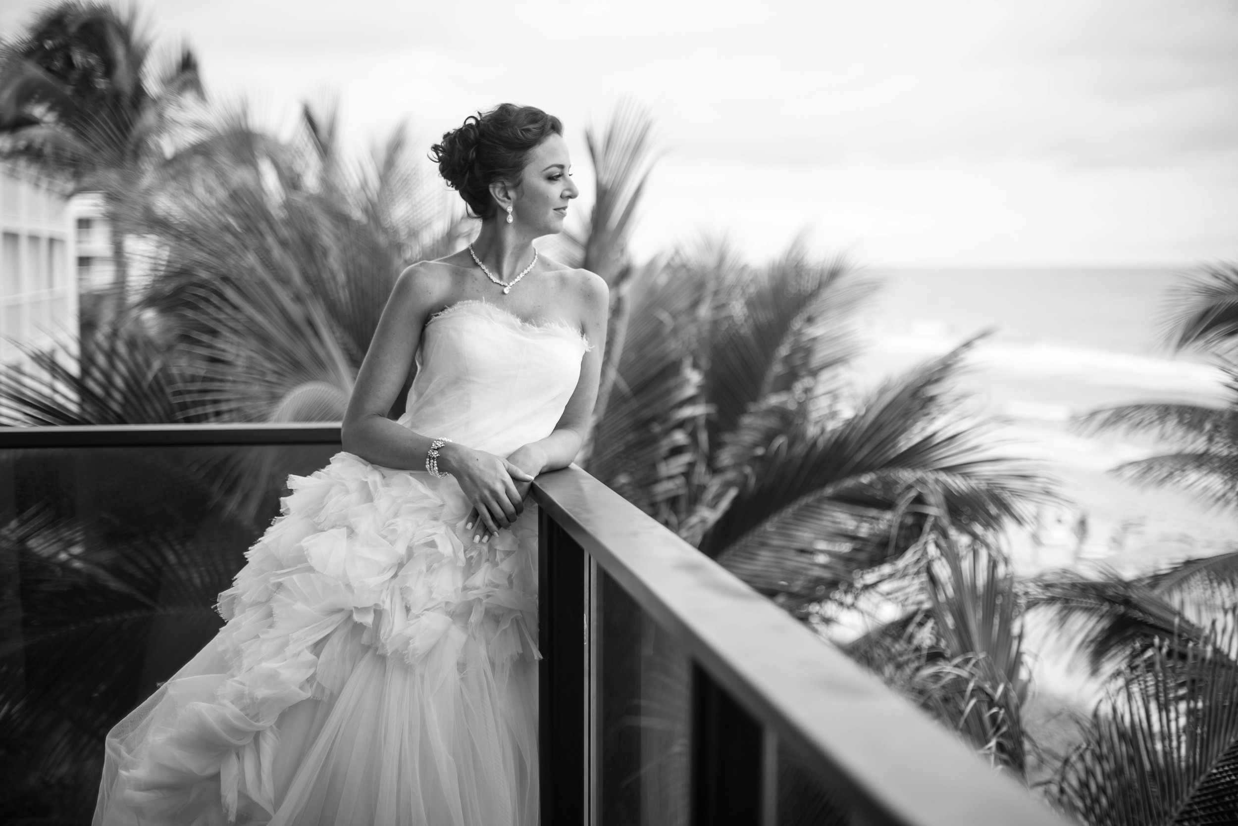Heather's wedding at the Tideline Ocean Resort | Rocking that Vera Wang