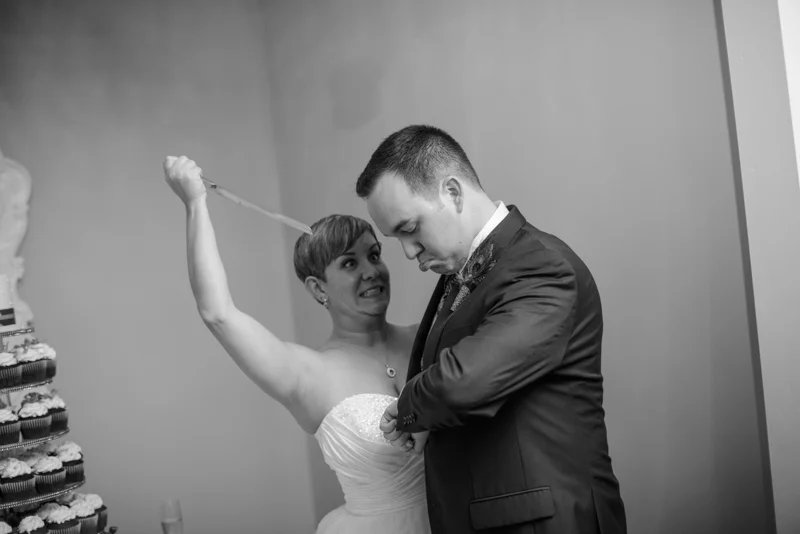 st-augustine-wedding-cake-white-room-megan-cody-photos-by-rob-futrell