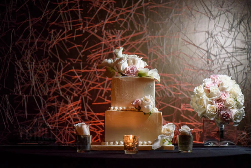 St-Augustine-Wedding-Cake-Omphoy-Ocean-Resort-Tideline-Ocean-Resort-photos-by-rob-futrell
