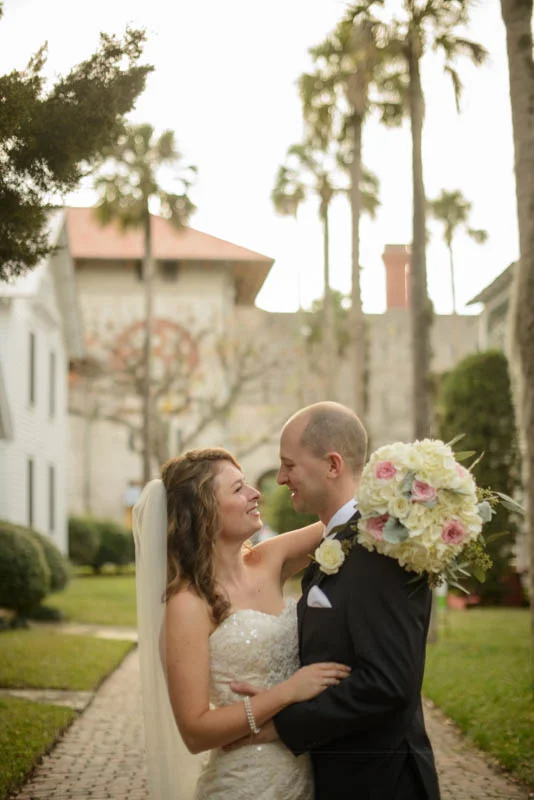 St-Augustine-Wedding-Flowers-The-White-Room-Photos-By-Rob-Futrell