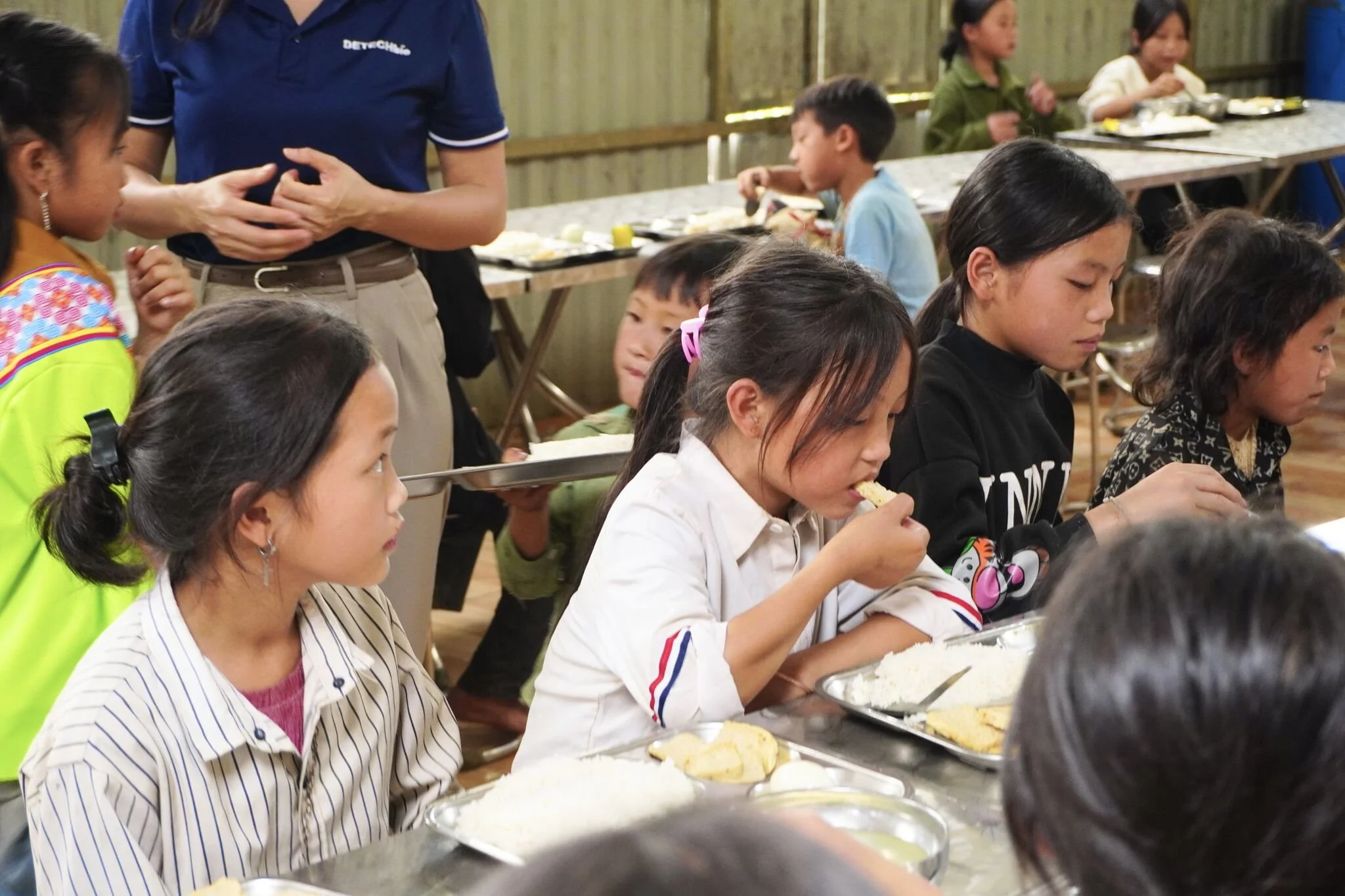 Vietnam BEP AN CHO EM 2024  8.jpeg