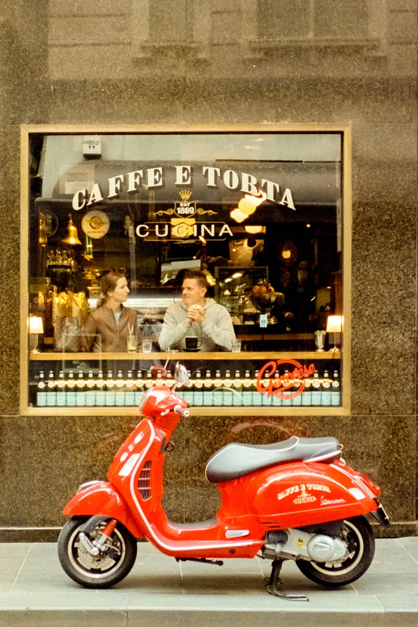 Cafe Vespa.jpg