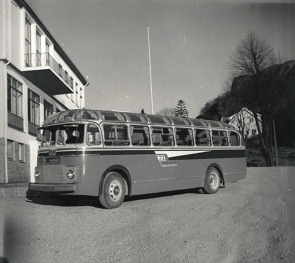 R-5312.jpg