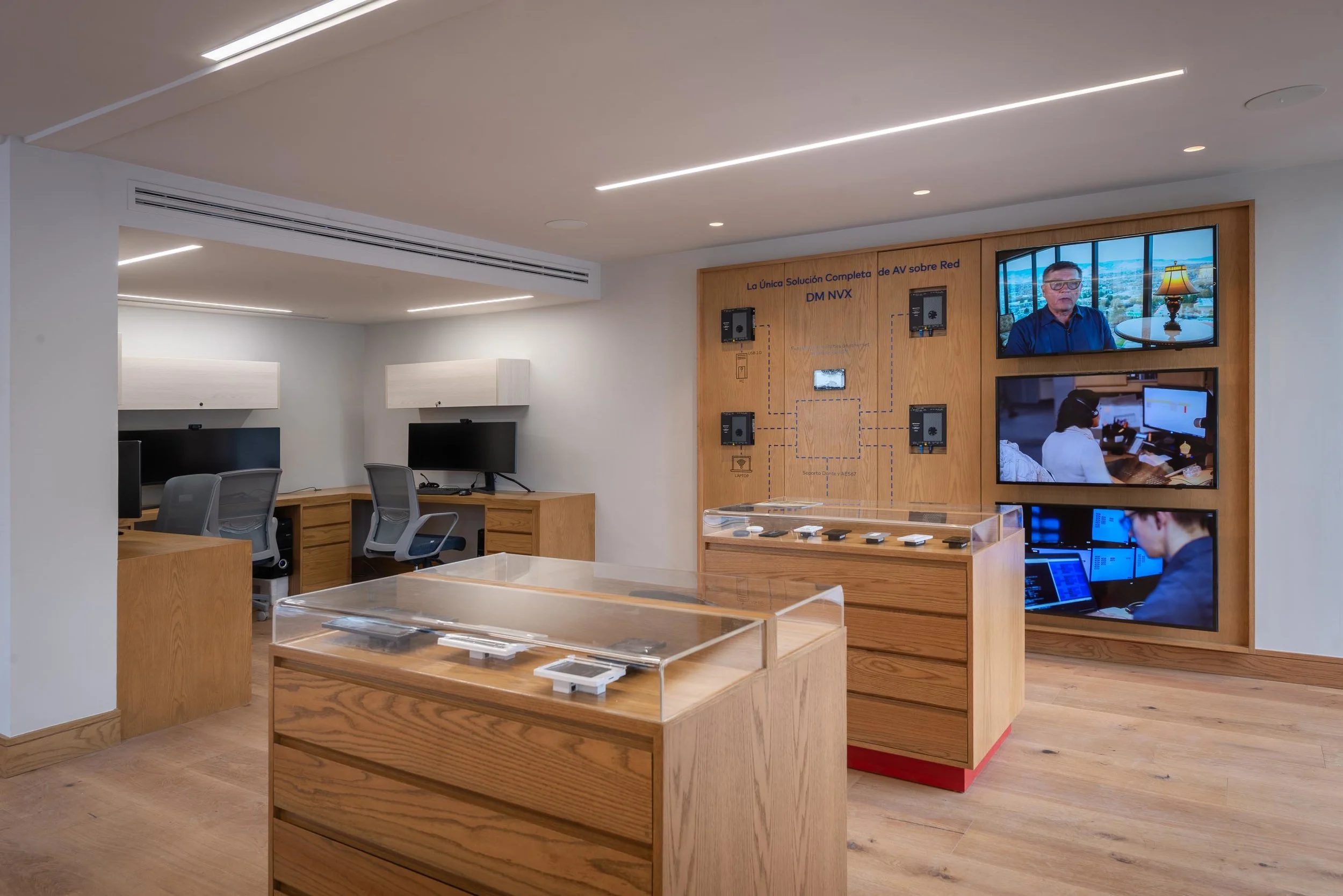 crestron-19.jpg