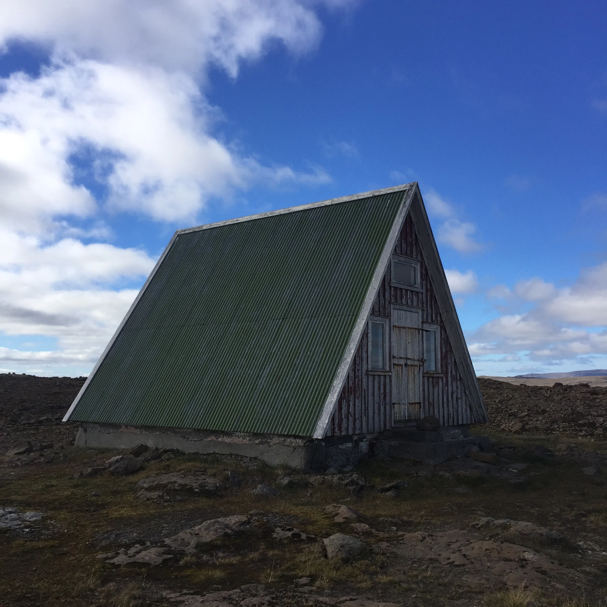 Off-road Icelandic Hut