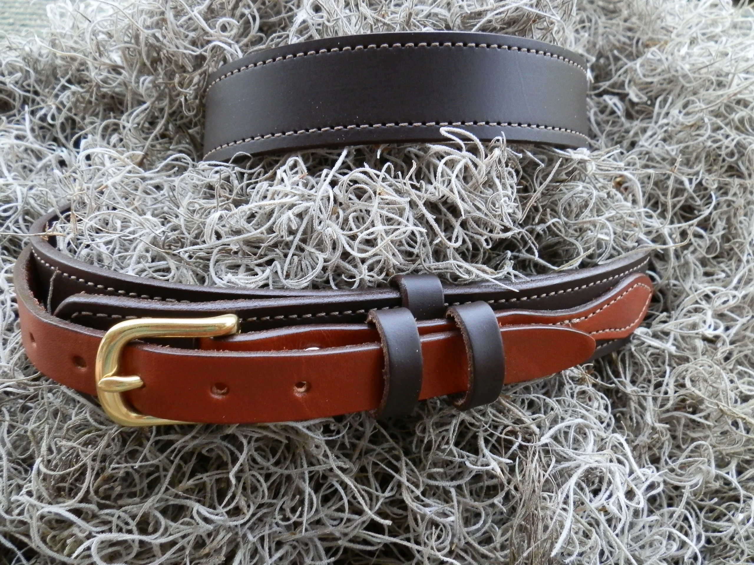 Dark Brown Ranger Belt 1-1/4 w/Brass Bridle Buckle