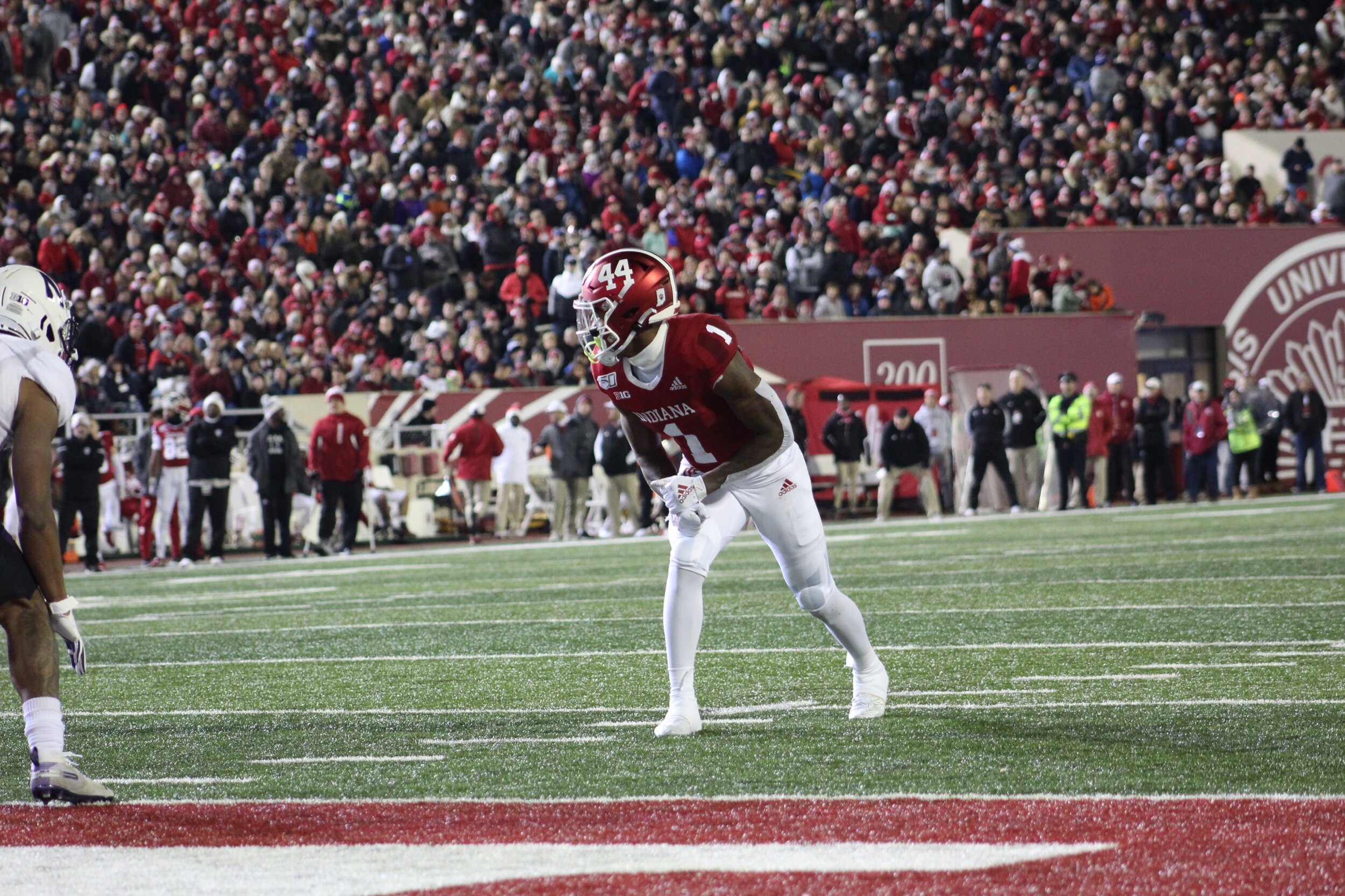  Junior WR Whop Philyor completes 2 passes for 72 yards in Indiana’s ?? Victory over Northwestern under Saturday night lights. The Tampa, Florida native posted 1002 yards on 70 catches in his 2019 season with 43 rushing yards and 5 touchdowns.&nbsp; 
