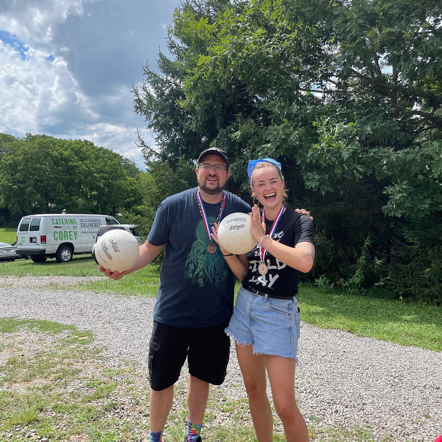 CBC 1st Annual Field Day was so much fun!! Huge thanks to @honeysucklehillevents for a perfect venue, to @ashevilleplays for the gigantic fun and to @cheersbycorey for that amazing Frose🤩 #staffappreciation