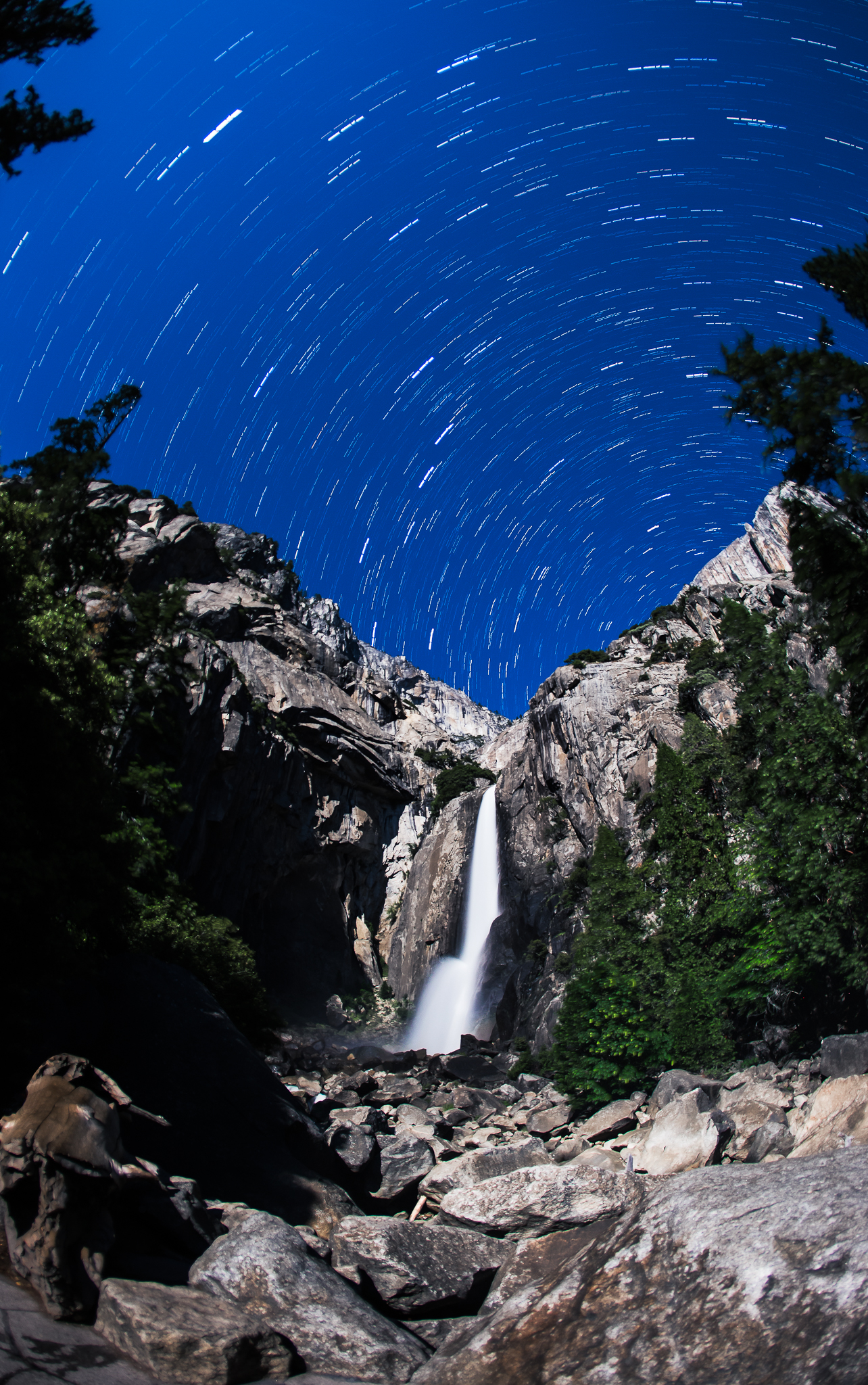 StarStaX_yosemite-9130-yosemite-9160_lighten-Edit.jpg