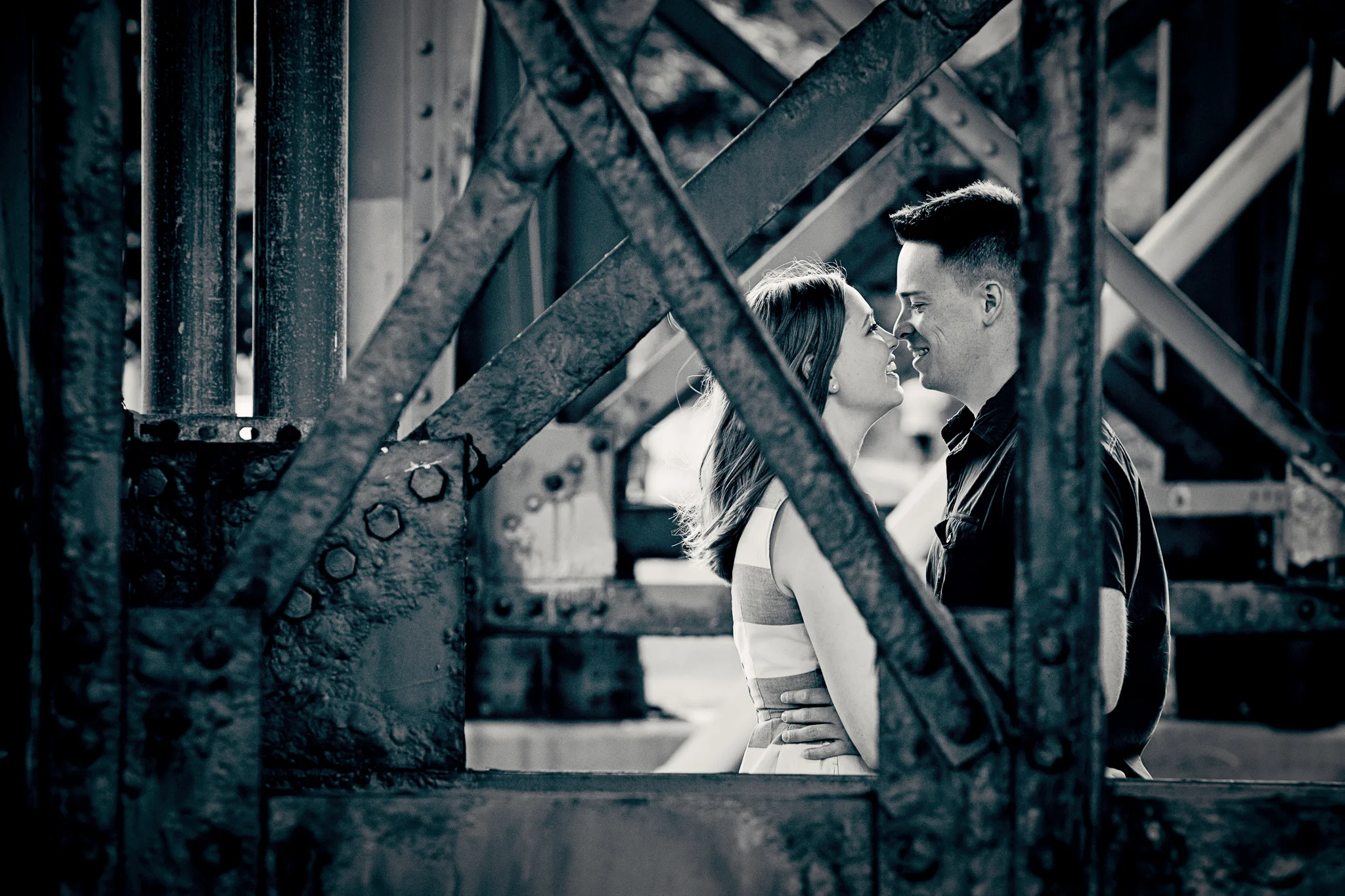 Taylor and Lucas Downtown Milwaukee Engagement Session at Kilbourn Park and Lafayette Place