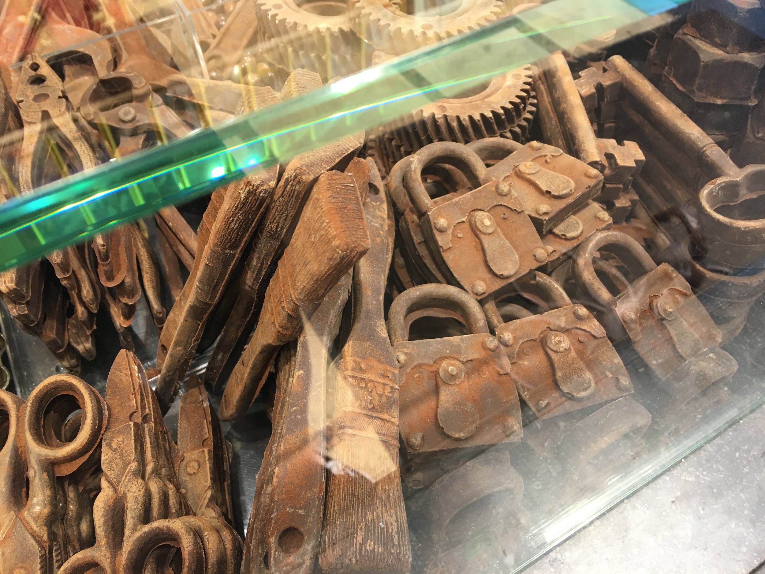 Those are not rusty tools.... that is chocolate my friends <3