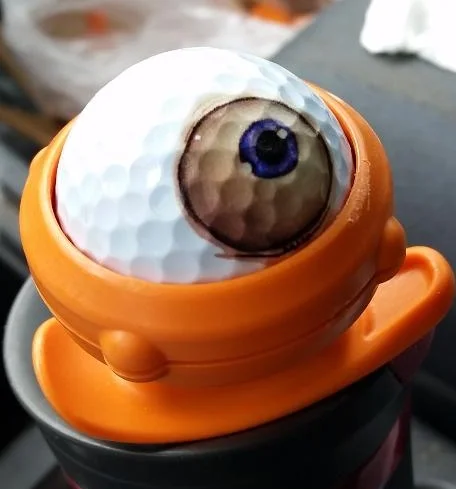 erica_eyeball_01.jpg