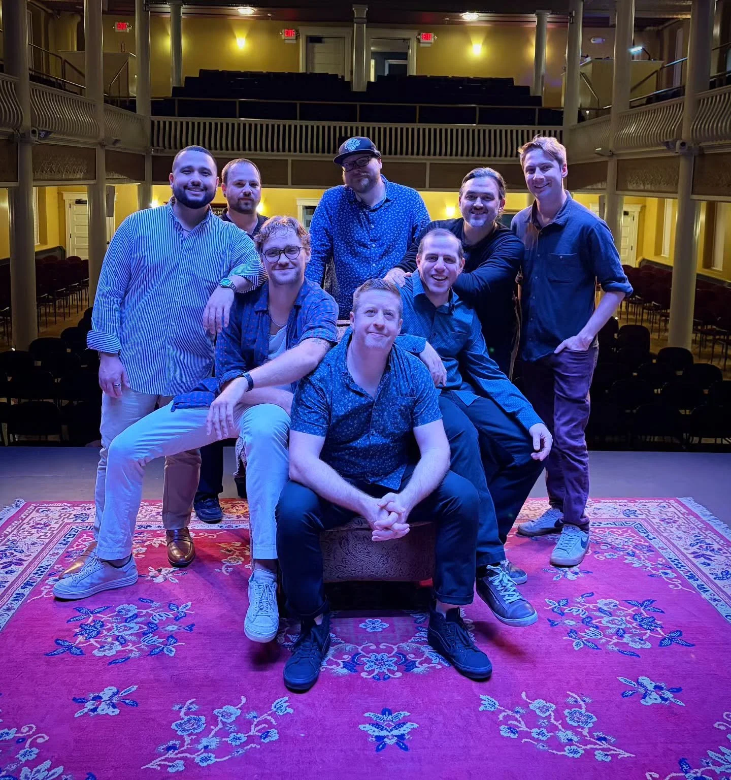 We've only got a few more shows this year! I miss my BB fam already! So excited to back out on the road next week!

11/14 - @thevandyck - Schenectady, NY
11/15 - @stonechurchmusicclub - Newmarket, NH
12/6 - @liveatthefalcon - Marlboro, NY

Looking fo