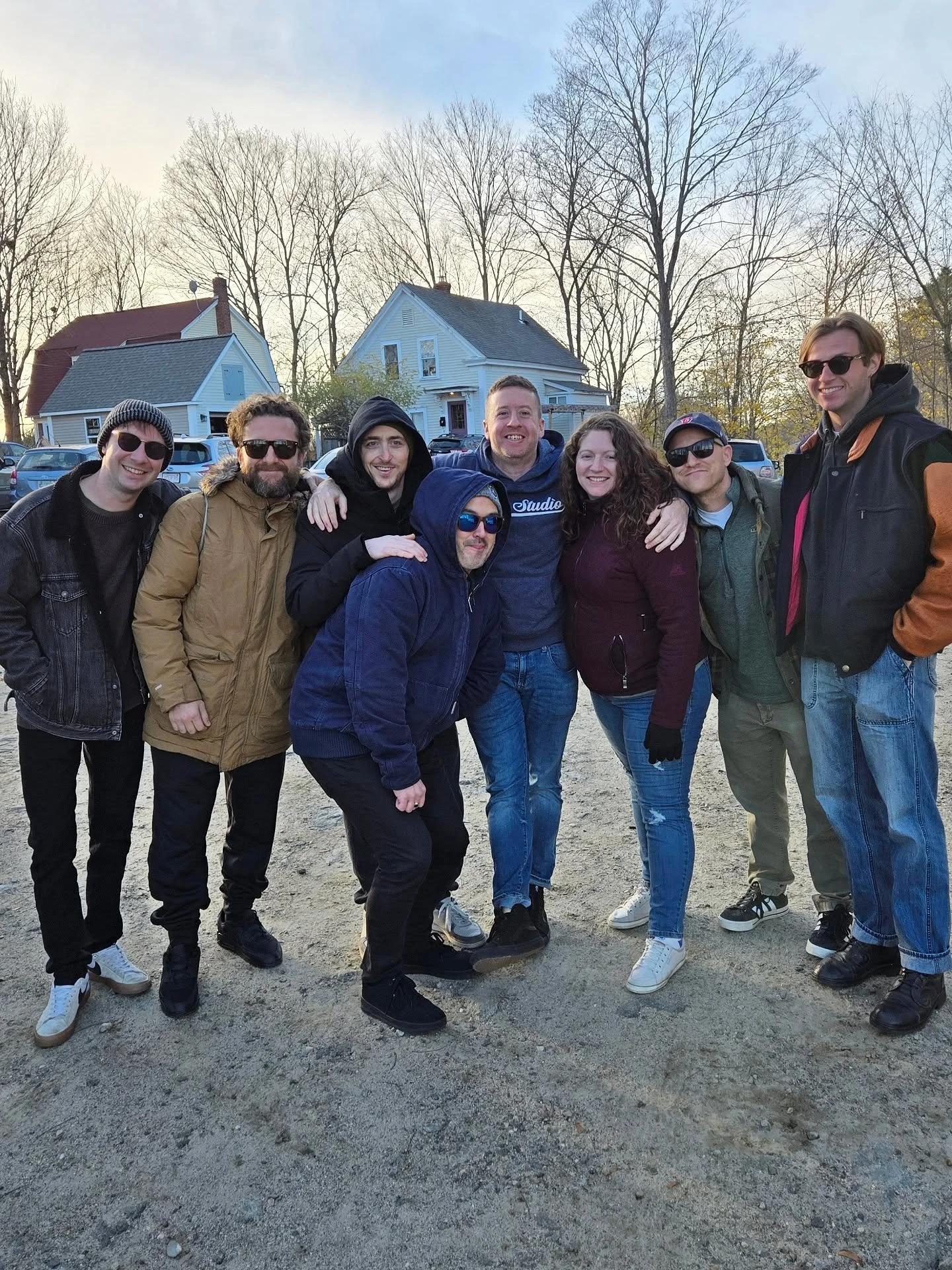 It may be getting cold outside but this weekend was HOT 🔥! 
HUGE thanks to everyone who came out to @thevandyck and @stonechurchmusicclub !!

Honestly 2 of our best and favorite shows this year! Saw some wonderful old friends and made a ton of new o