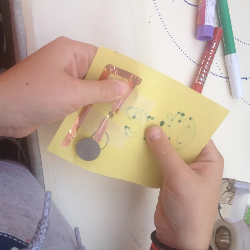 Making paper circuits with Storefront Science
