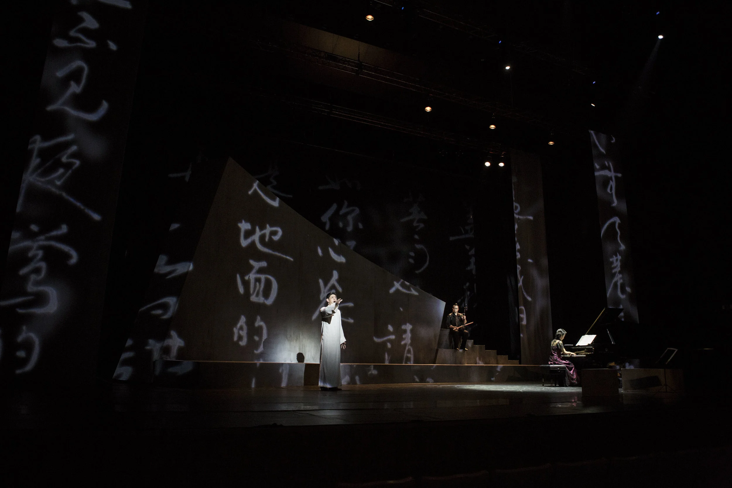 act 1a-5.jpg