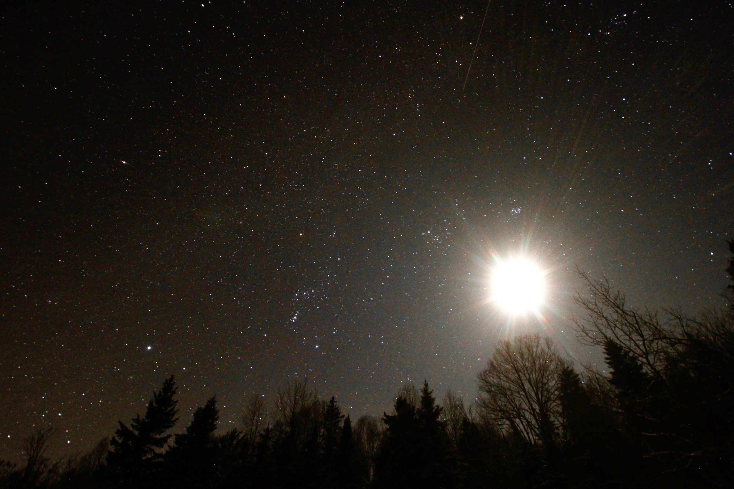 star gazing-dark skies-meteor shower-quebec-ottawa