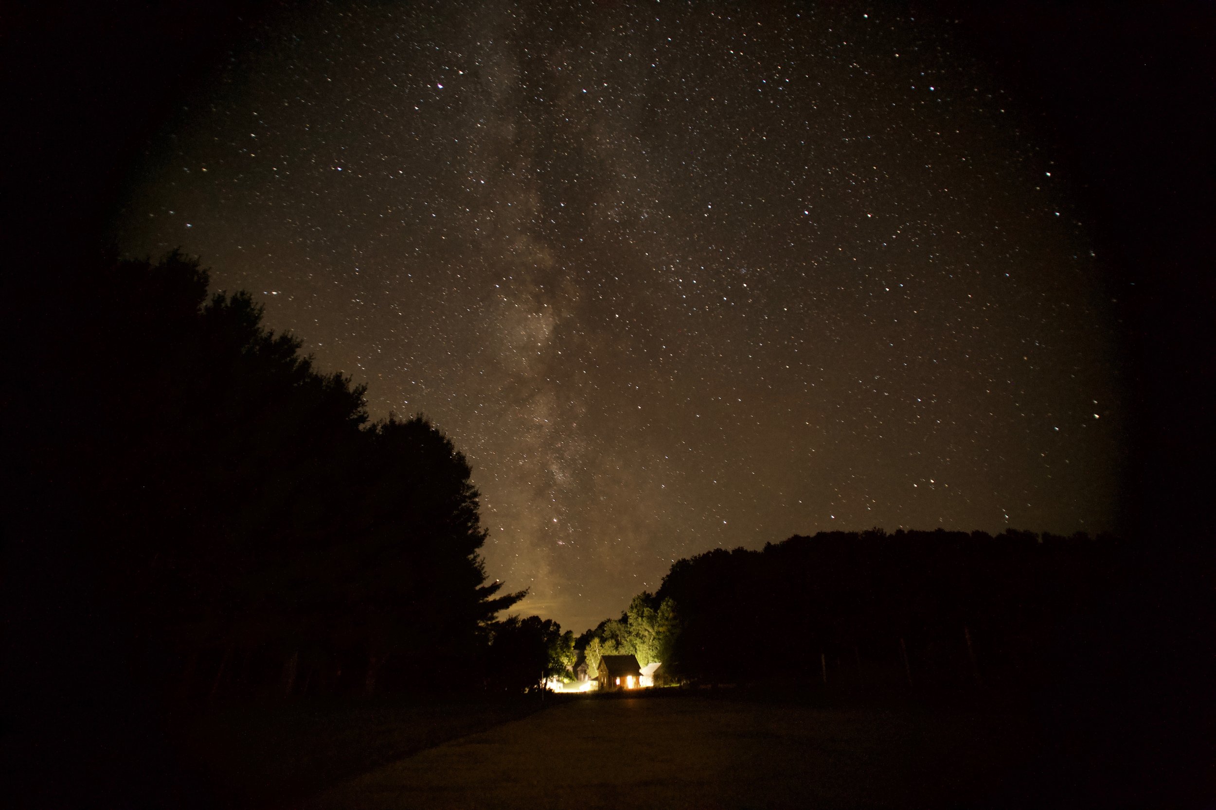 star gazing-dark skies-meteor shower-quebec-ottawa