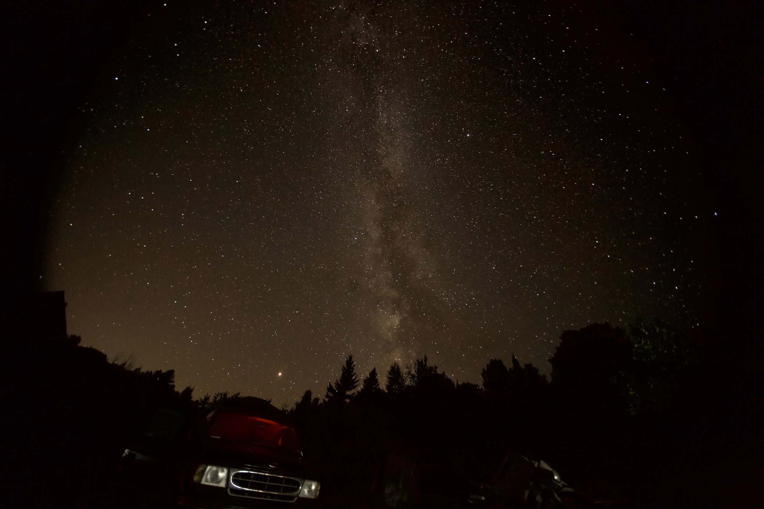 star gazing-dark skies-meteor shower-quebec-ottawa