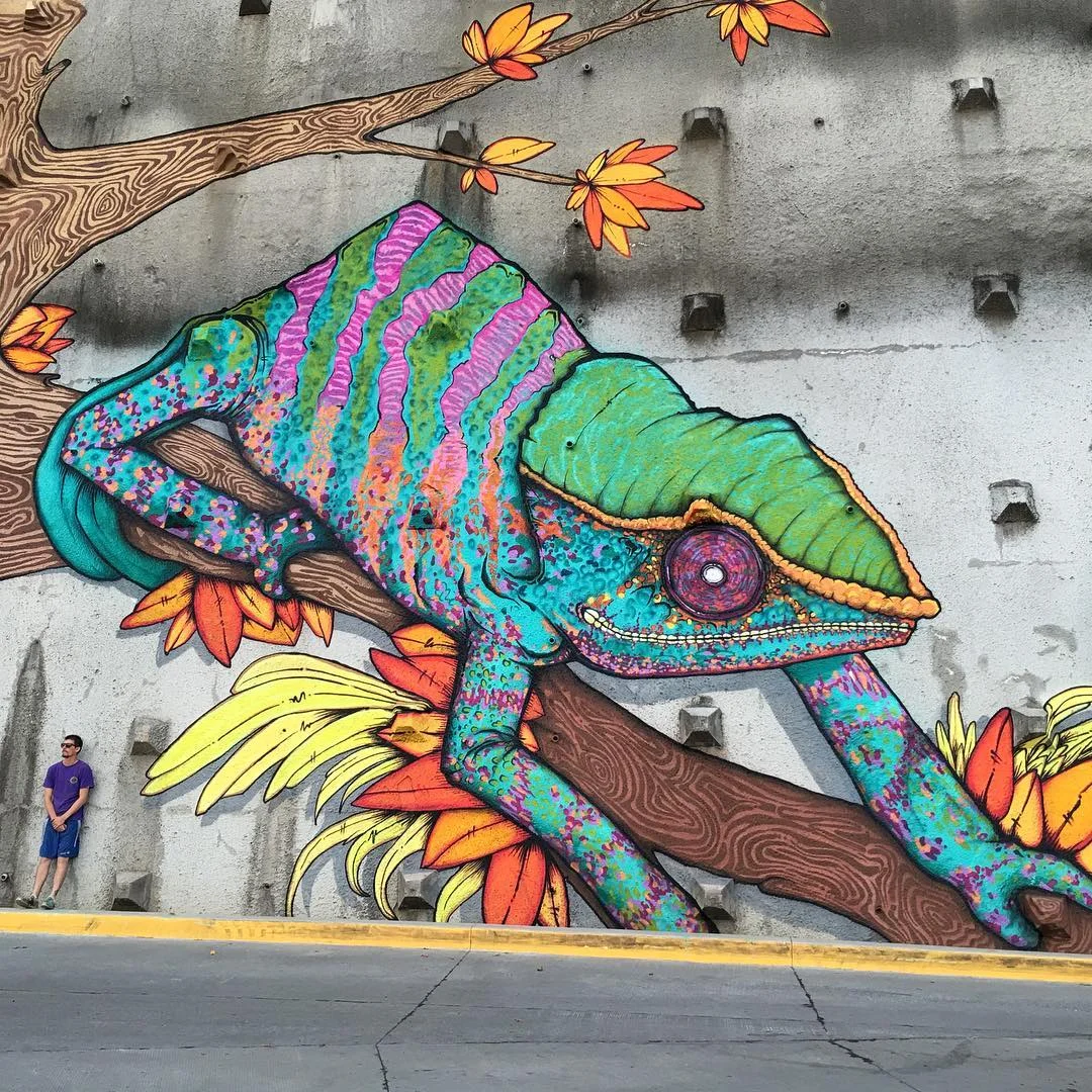 CHAMALEON MURAL ALTPLAZAMALL