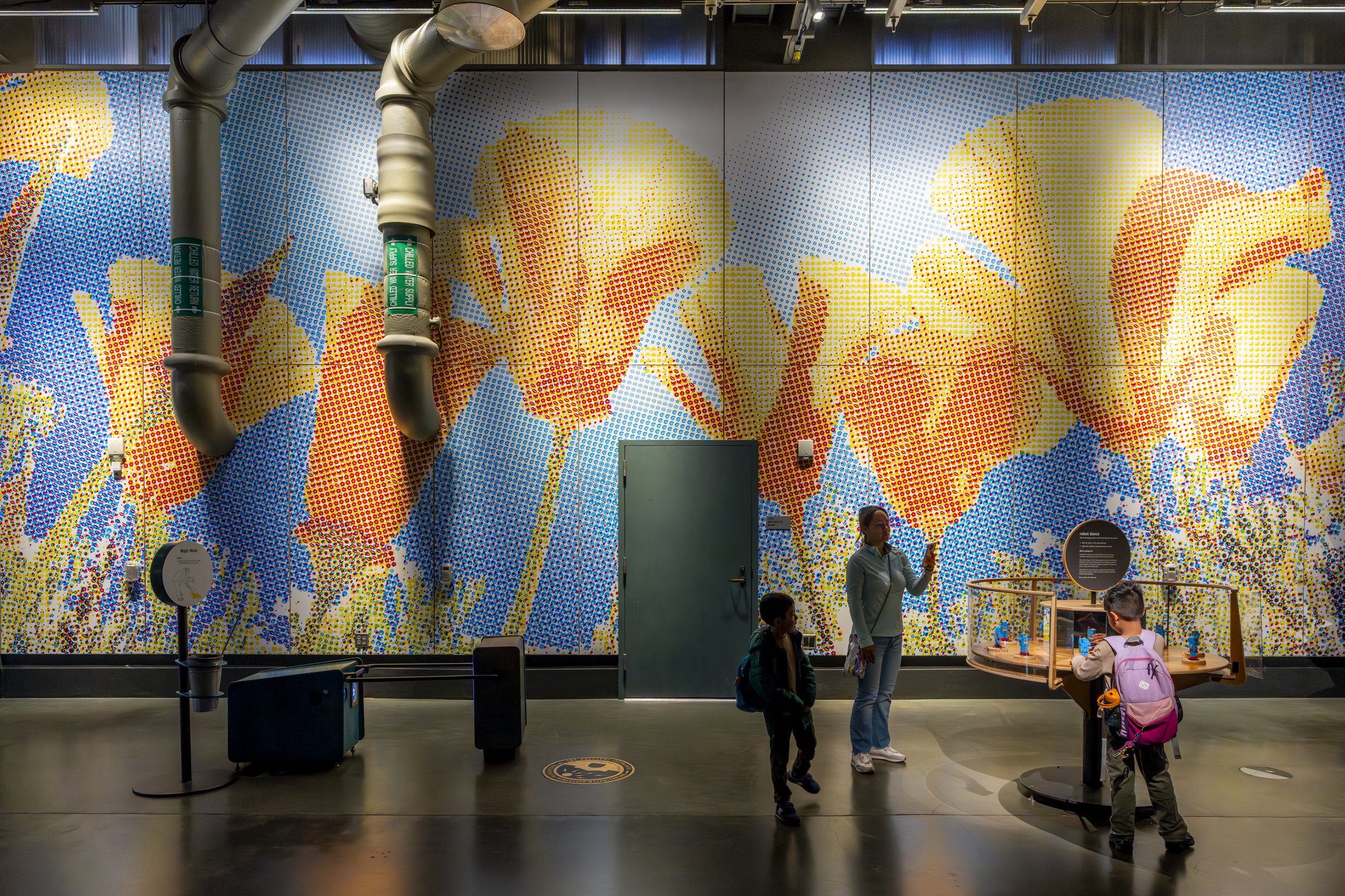 A Four-Color Field: The Exploratorium, San Francisco