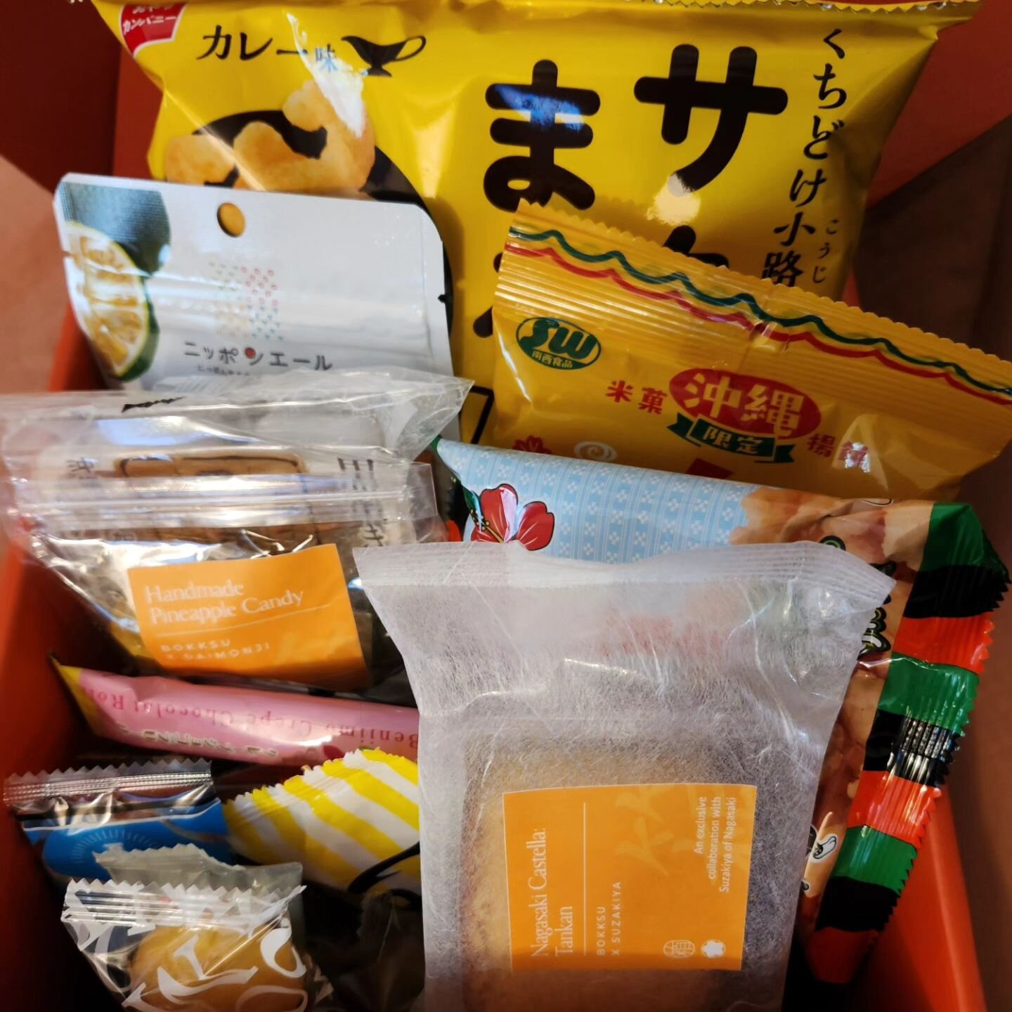My latest Bokksu box arrived, and the theme is snacks from Sunny Okinawa!

#bokksu #snacks #japanese #japanesefood #japanesesnacks  #okinawa