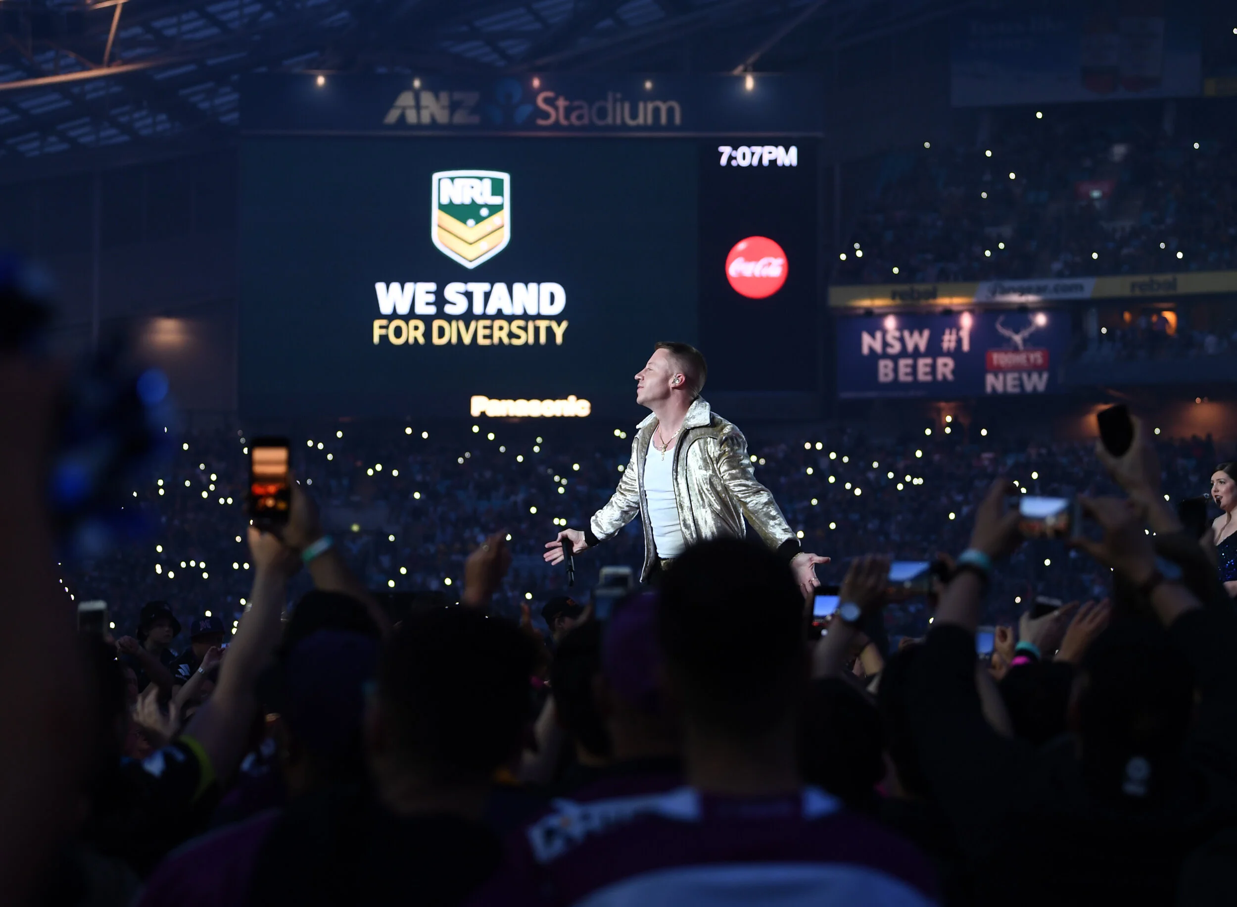 16773076Macklemore GP 171001-14.jpg