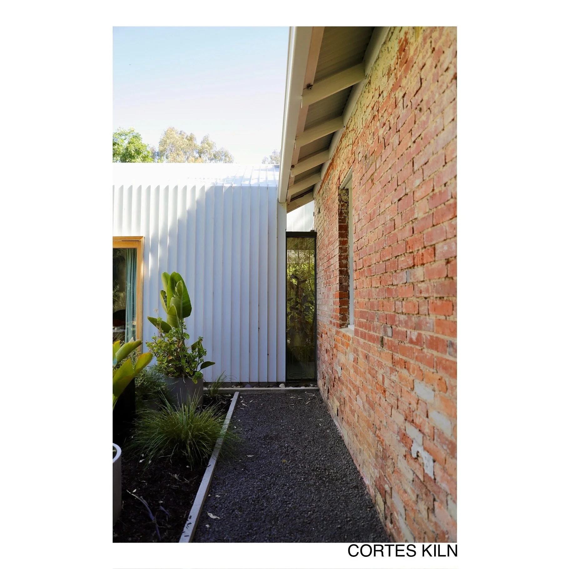 Cortes Kiln

1 bedroom House
BnB short term rental
Dm for bookings
.
Located In Gapsted Vic.
.
.
.
.
Photos by @ryanbovaphotography 
Designed by @whisperingsmith_