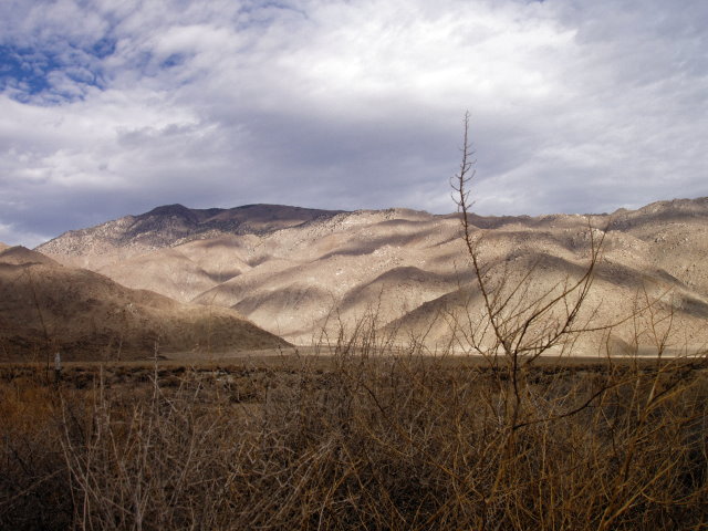Owens Valley on a cool winter morning