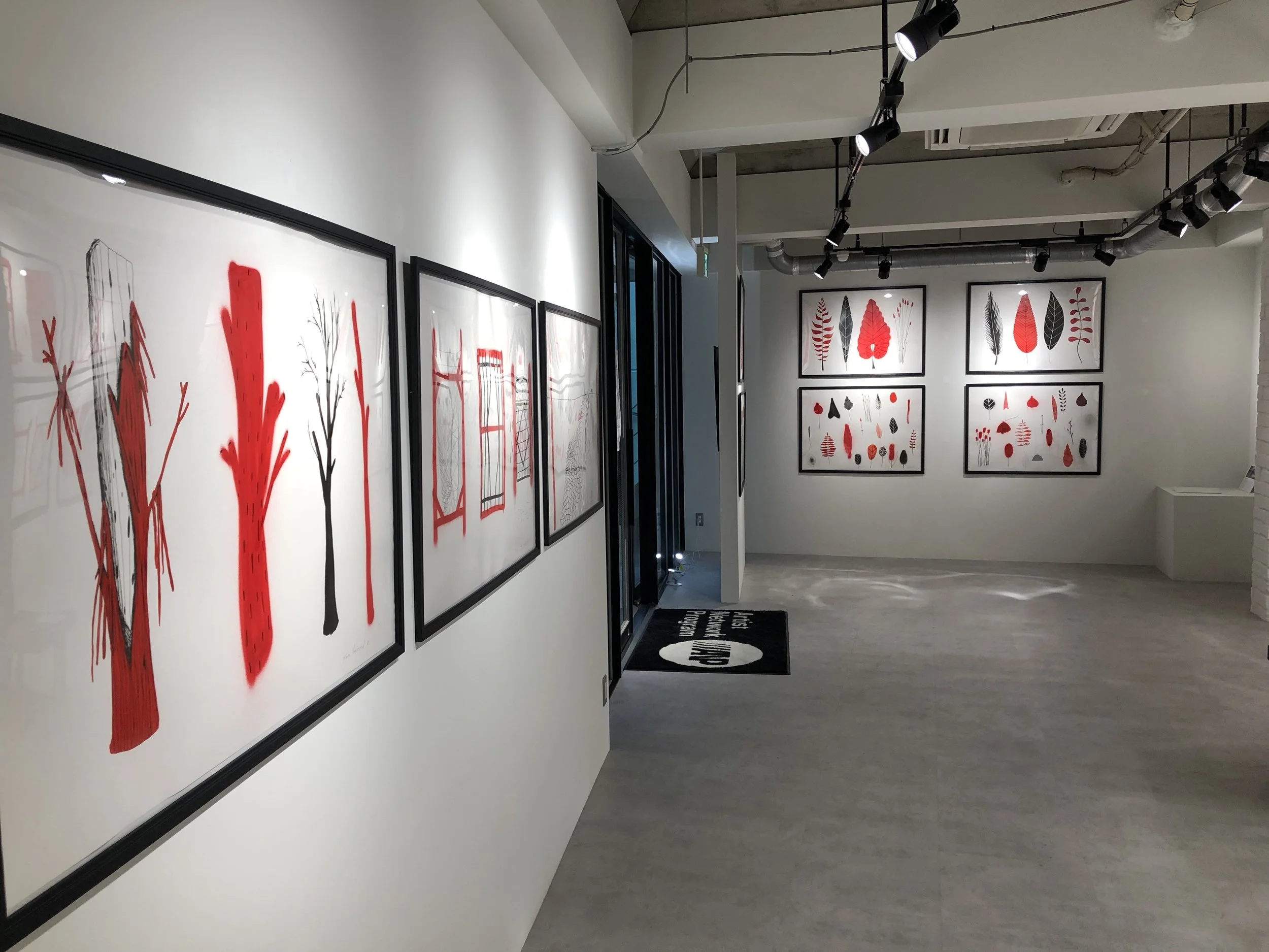 tom-gerrard-rvca-gallery-tokyo-3.jpg