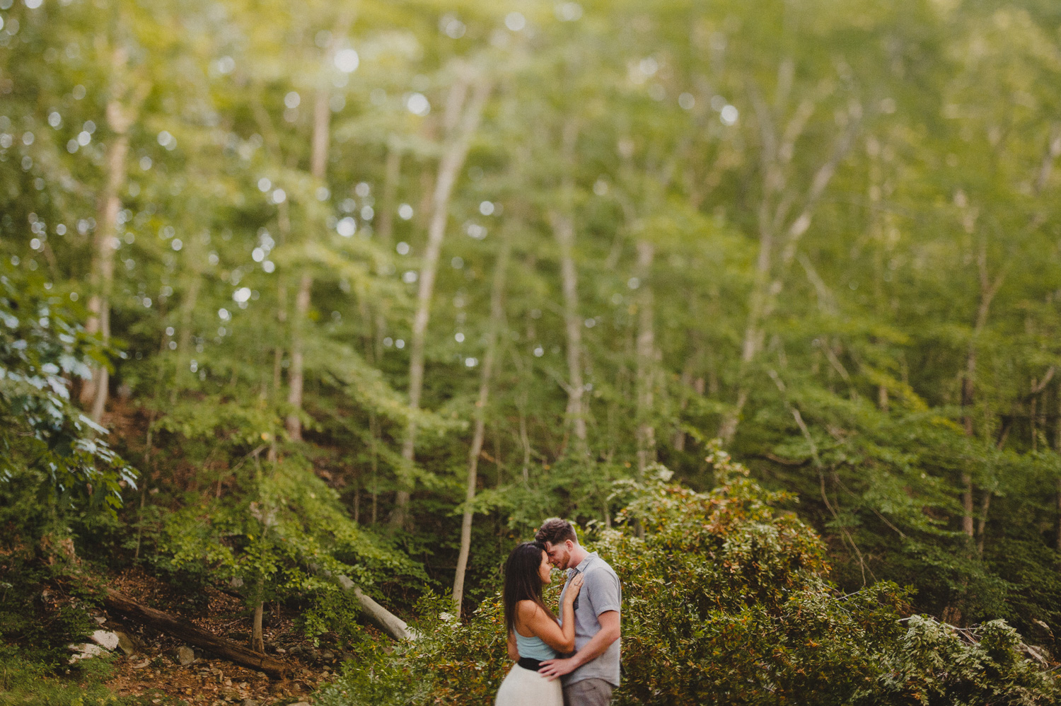 035-romantic-bohemian-engagement-session-photographer-6.jpg