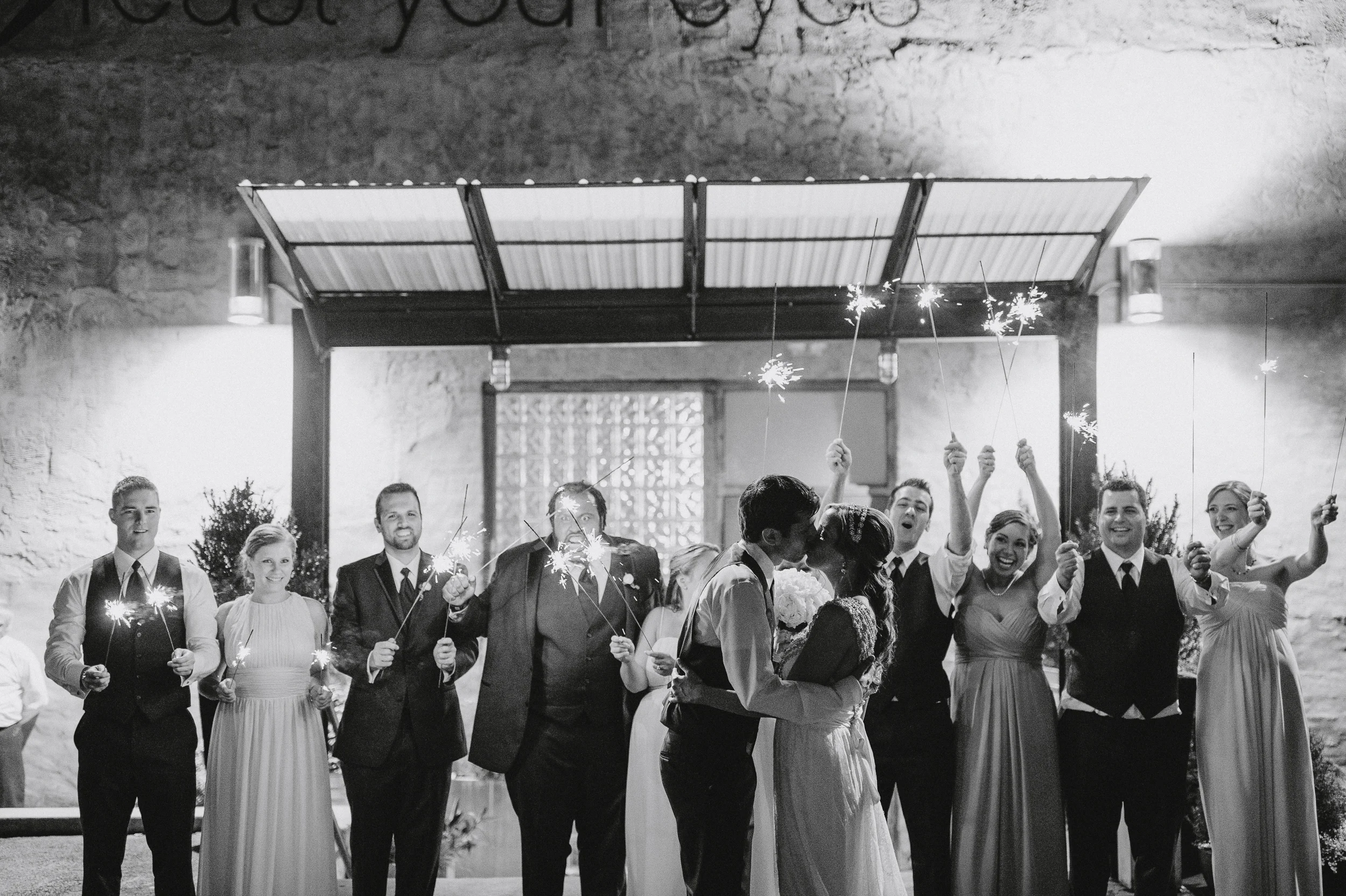 front-and-palmer-philadelphia-wedding-pat-robinson-photography-116.jpg