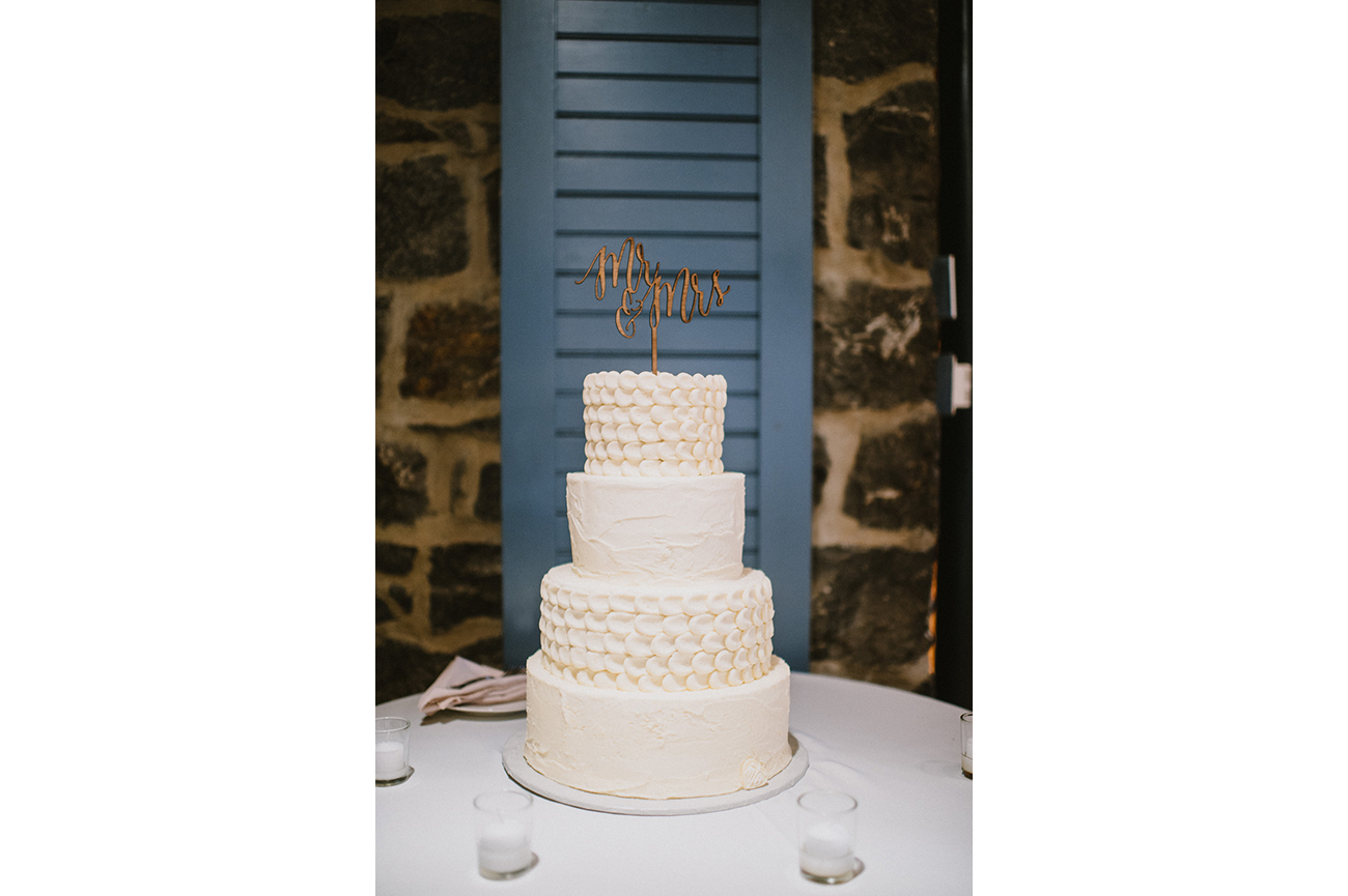 The_Carriage_House_at_Rockwood_Park_wedding_photo069.jpg