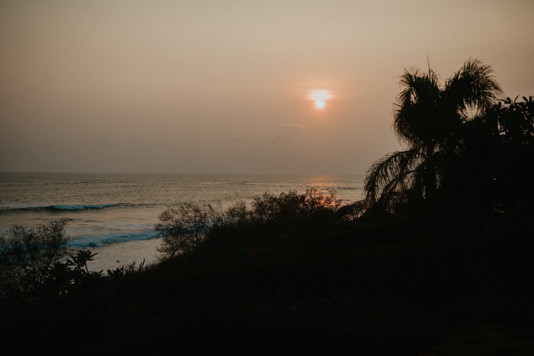 playa-negra-costa-rica-wedding-photographer-4.jpg