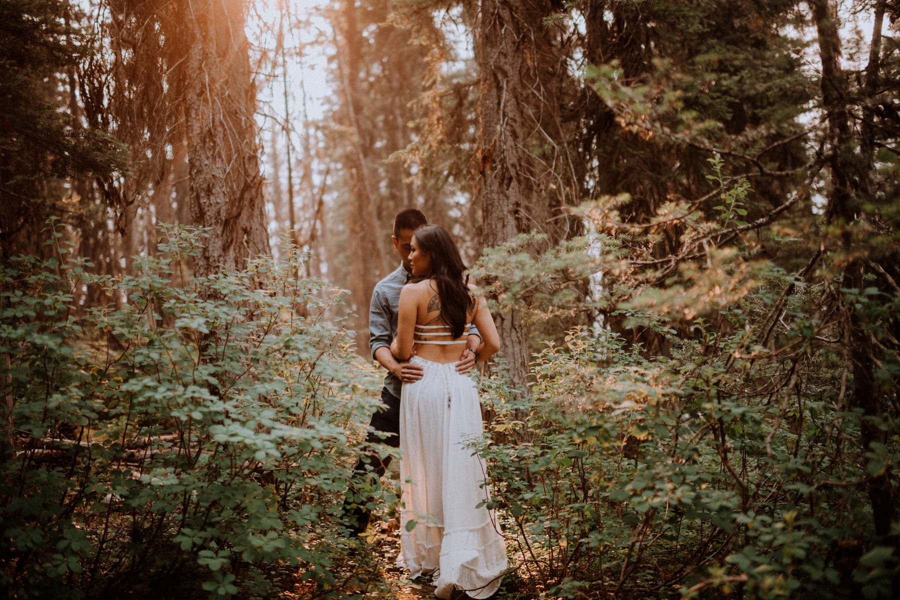 banff-alberta-canada-engagement-session-43.jpg