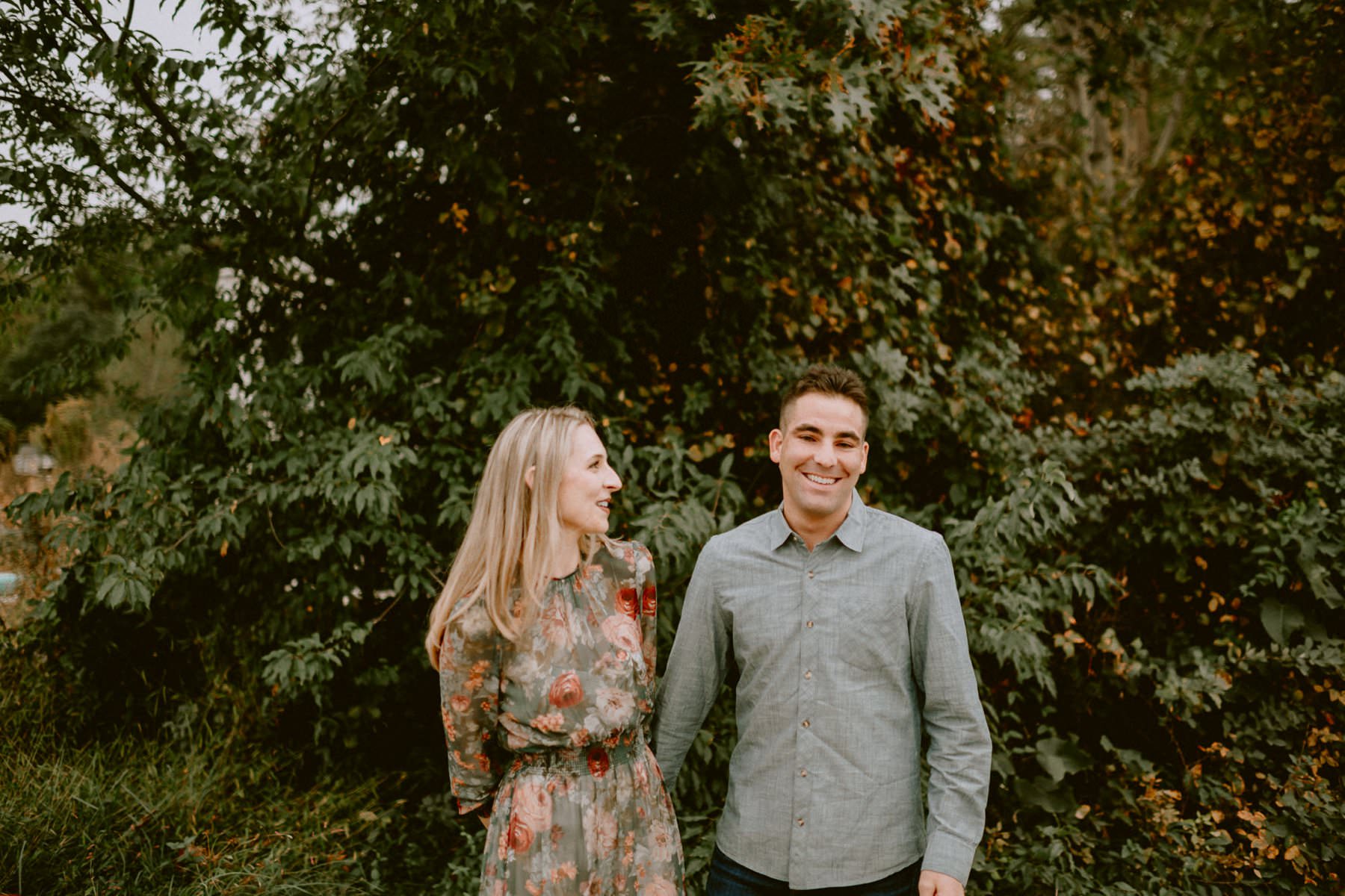 apple_orchard_engagement_session-15.jpg