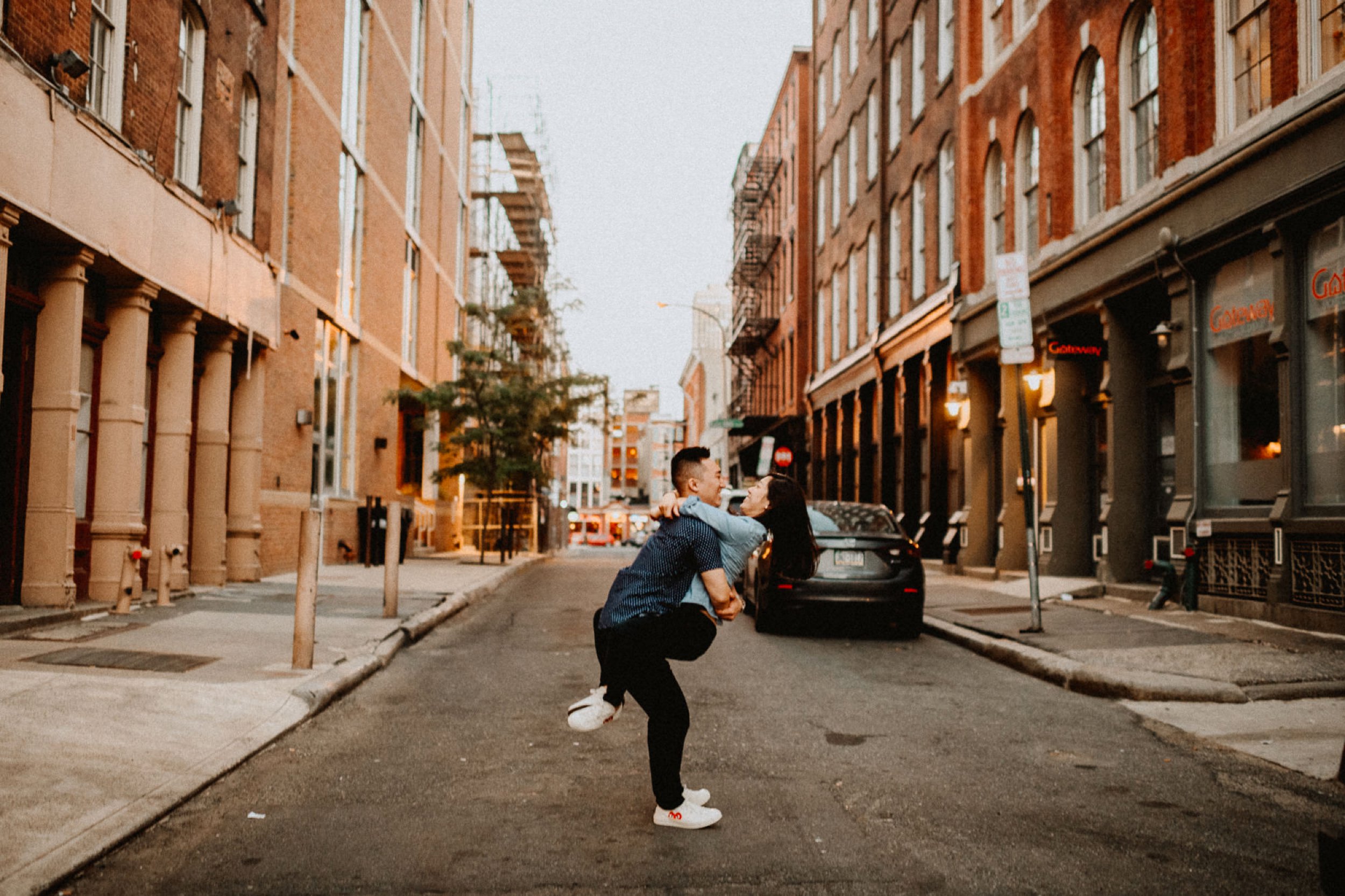 philly_engagement_session-29.jpg